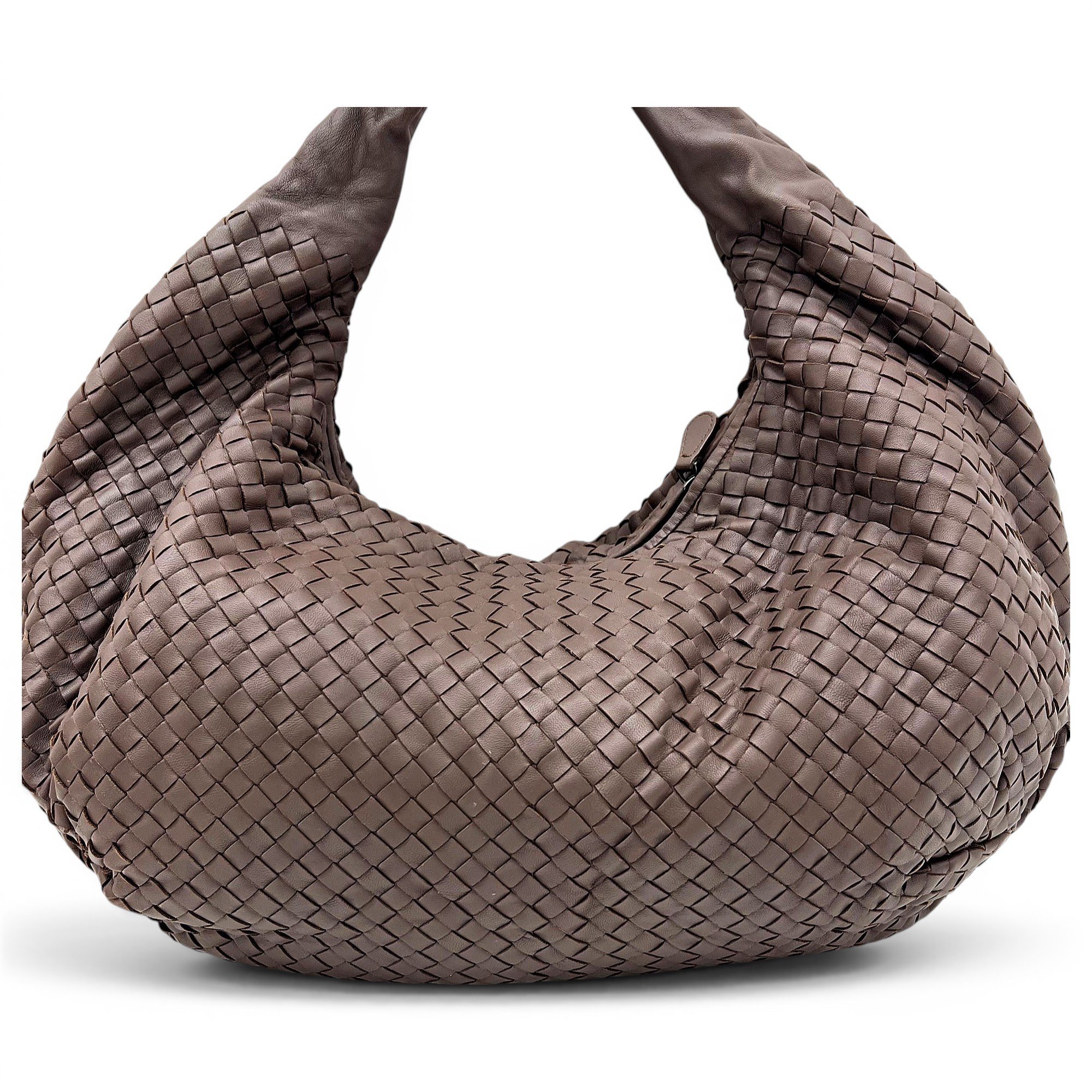 Veneta leather handbag