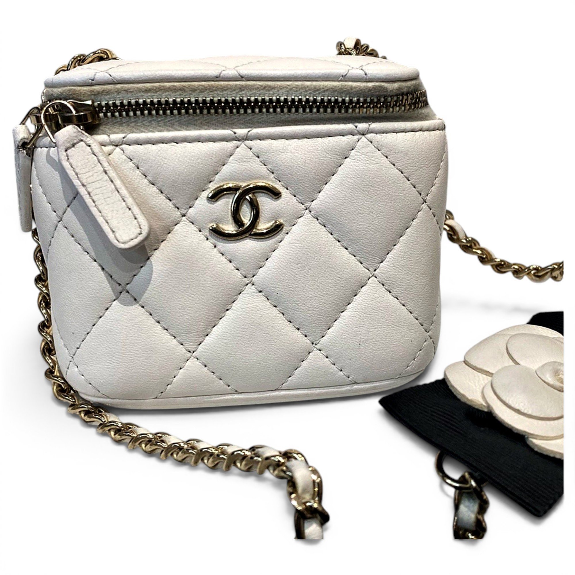 Vanity leather handbag