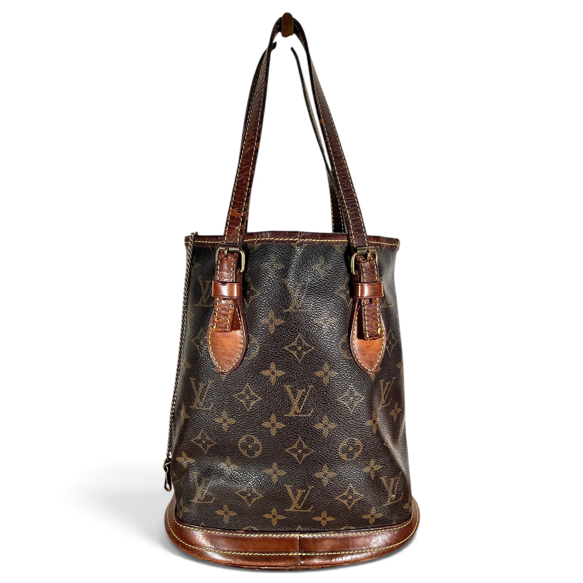 Bucket leather handbag