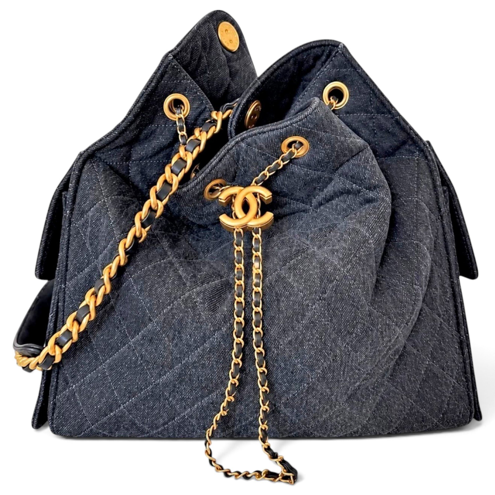 Chanel 25 handbag