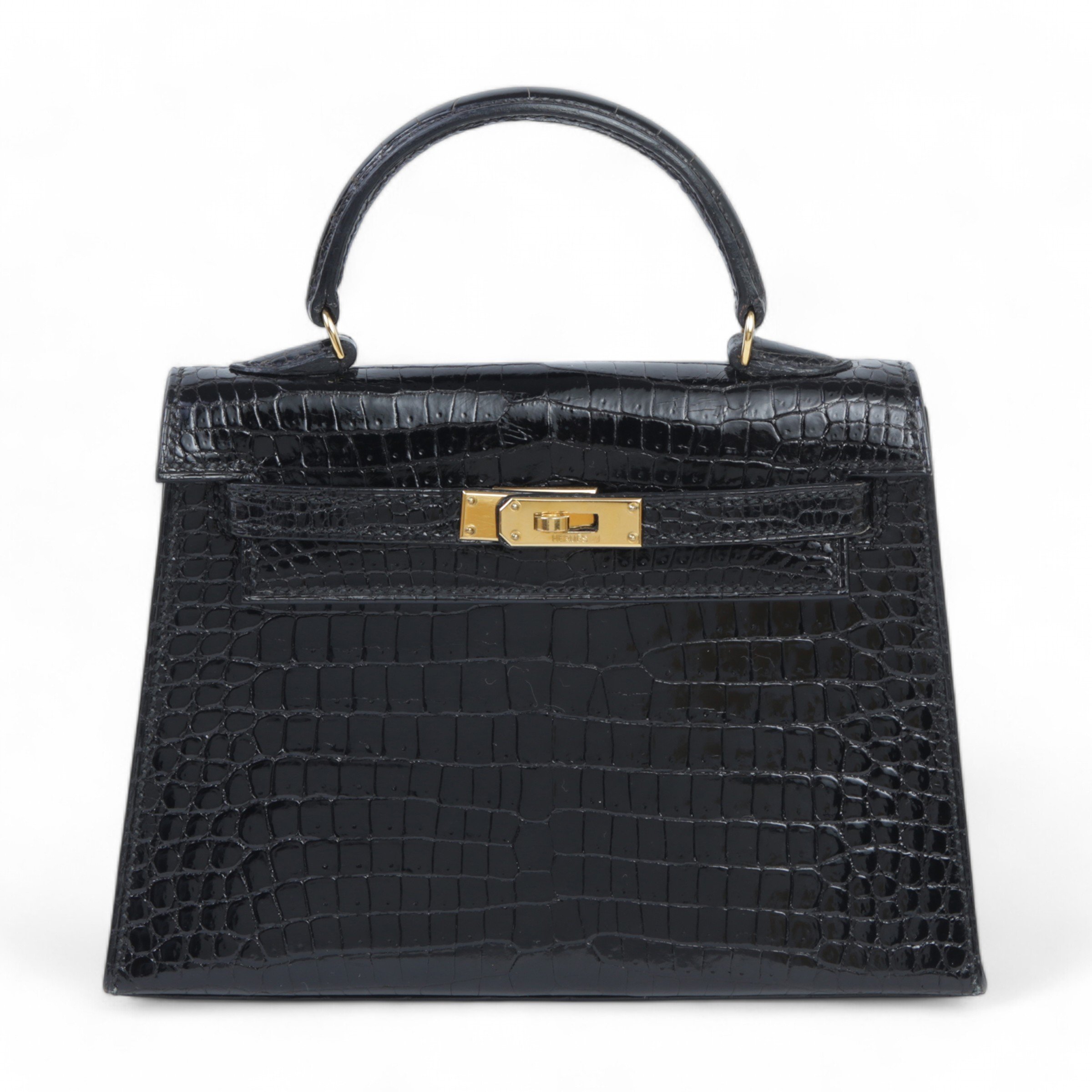 Hermes Good ( Rank AB) HERMÈS Mini Mini Kelly Black (89) Shiny Porosus Crocodile Gold hardware Circle V (1992)