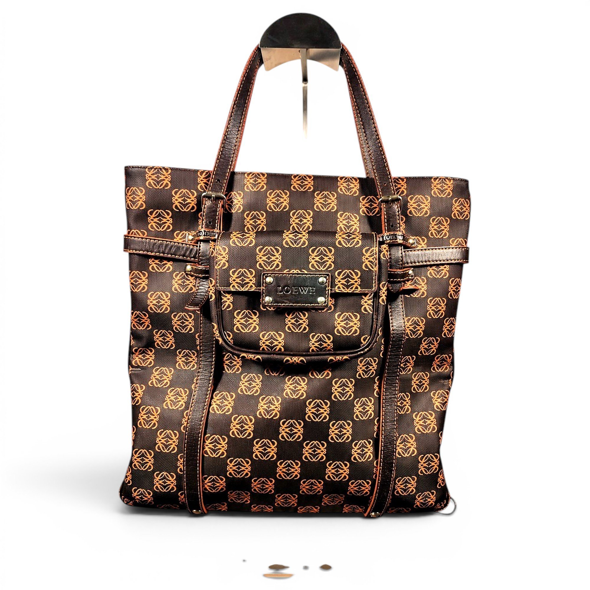 Leather tote
