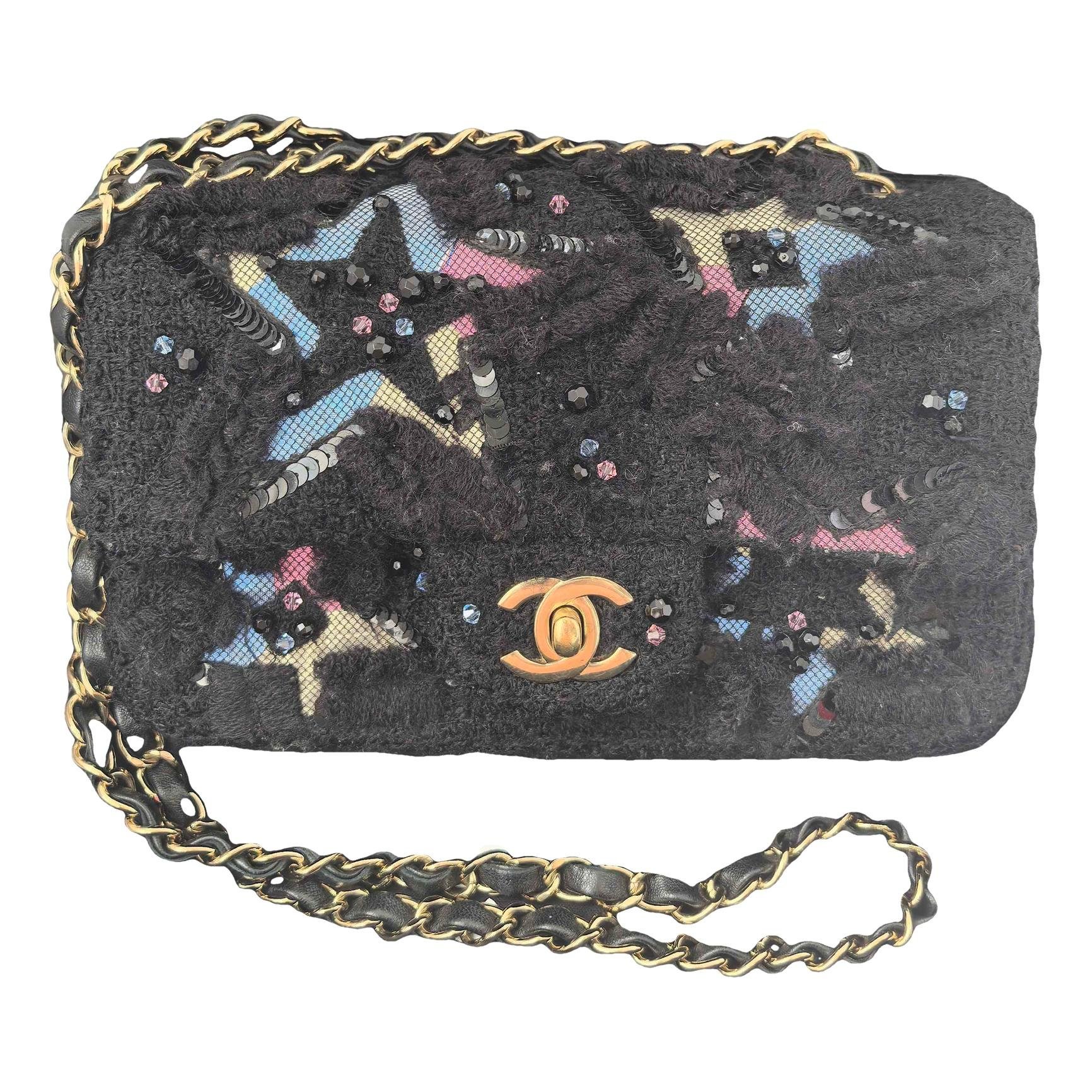 Timeless/Classique tweed crossbody bag