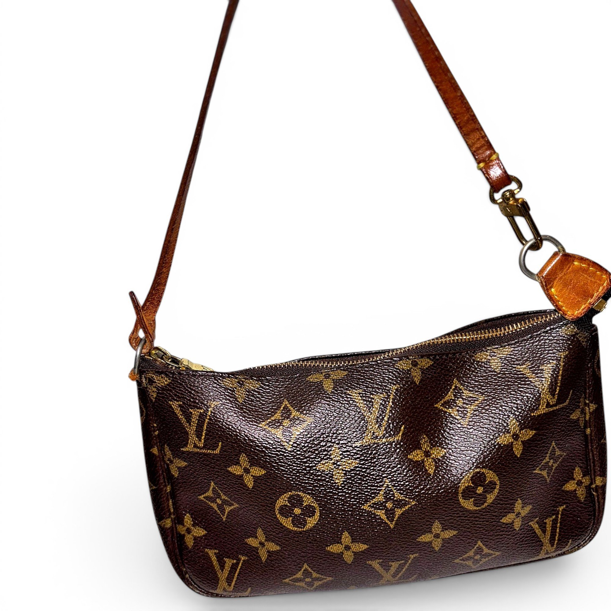 Pochette Accessoire leather handbag