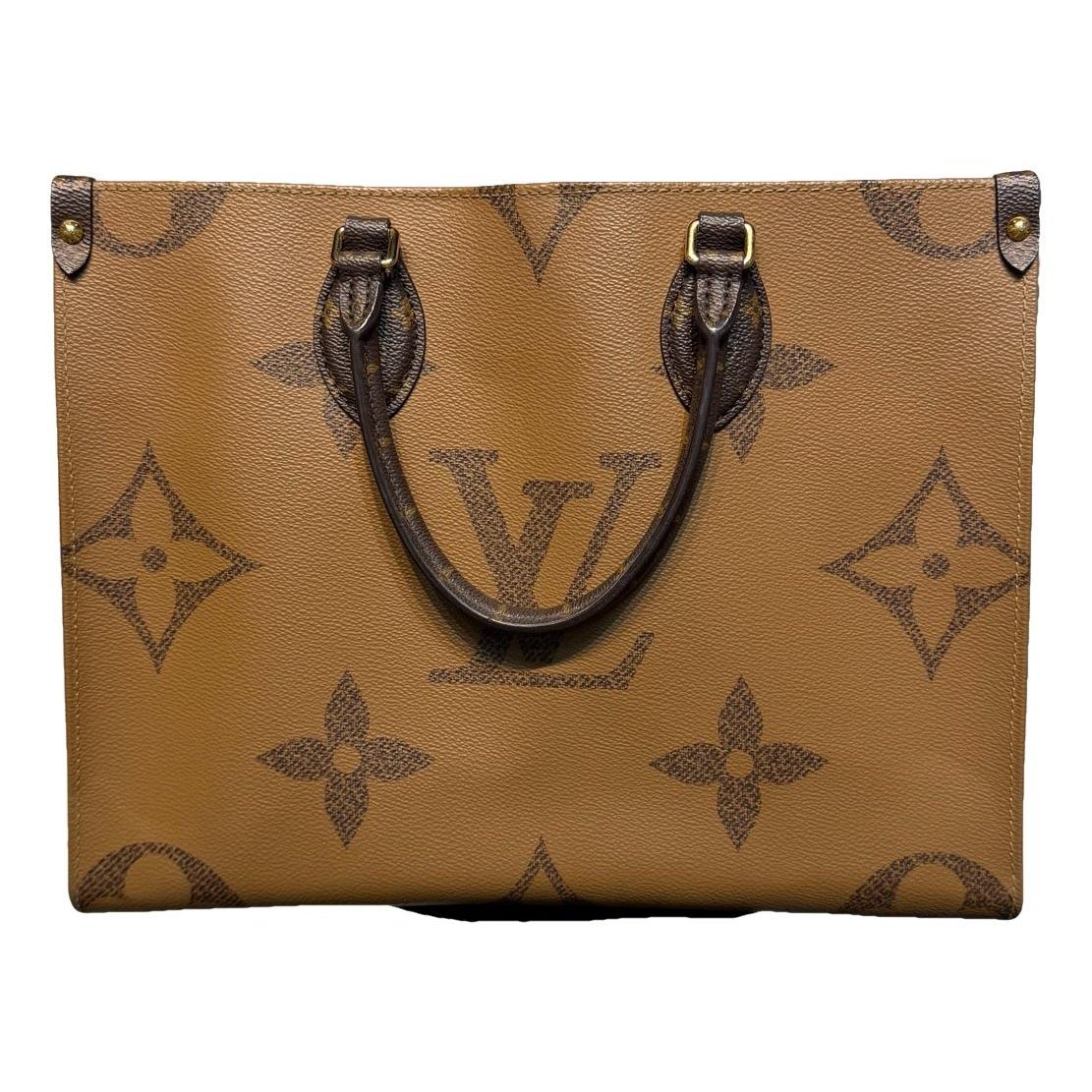 Onthego leather handbag