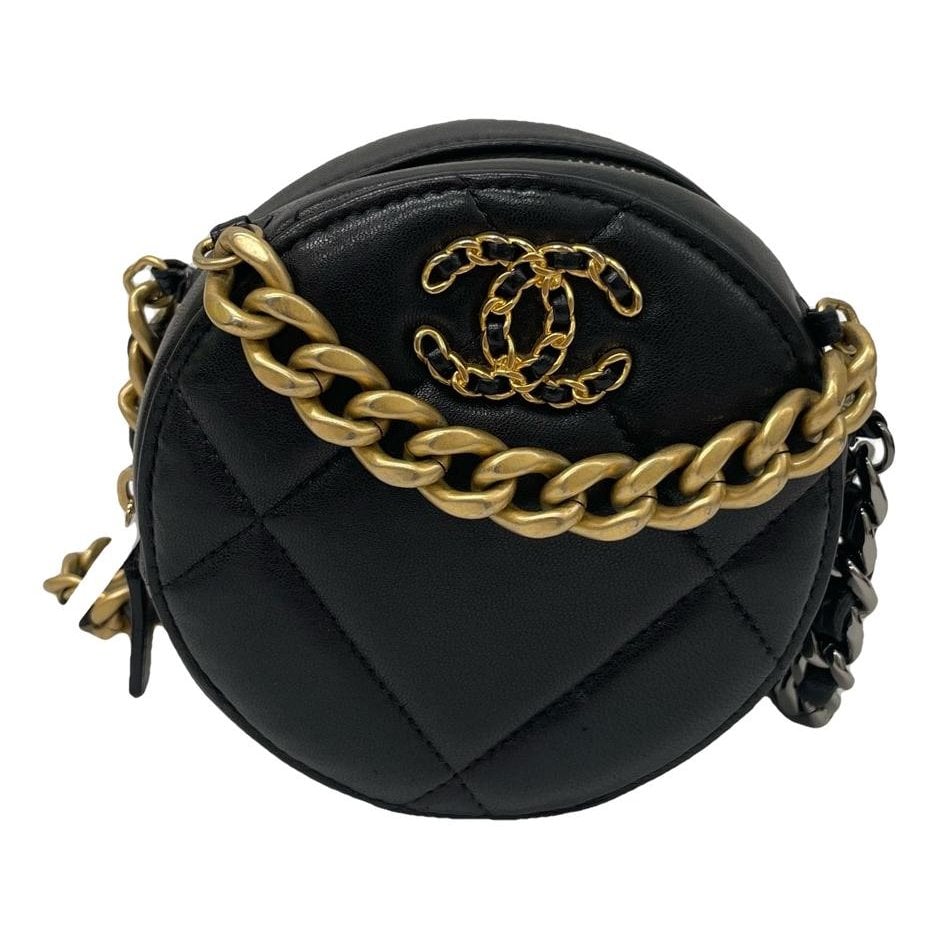Chanel 19 leather handbag