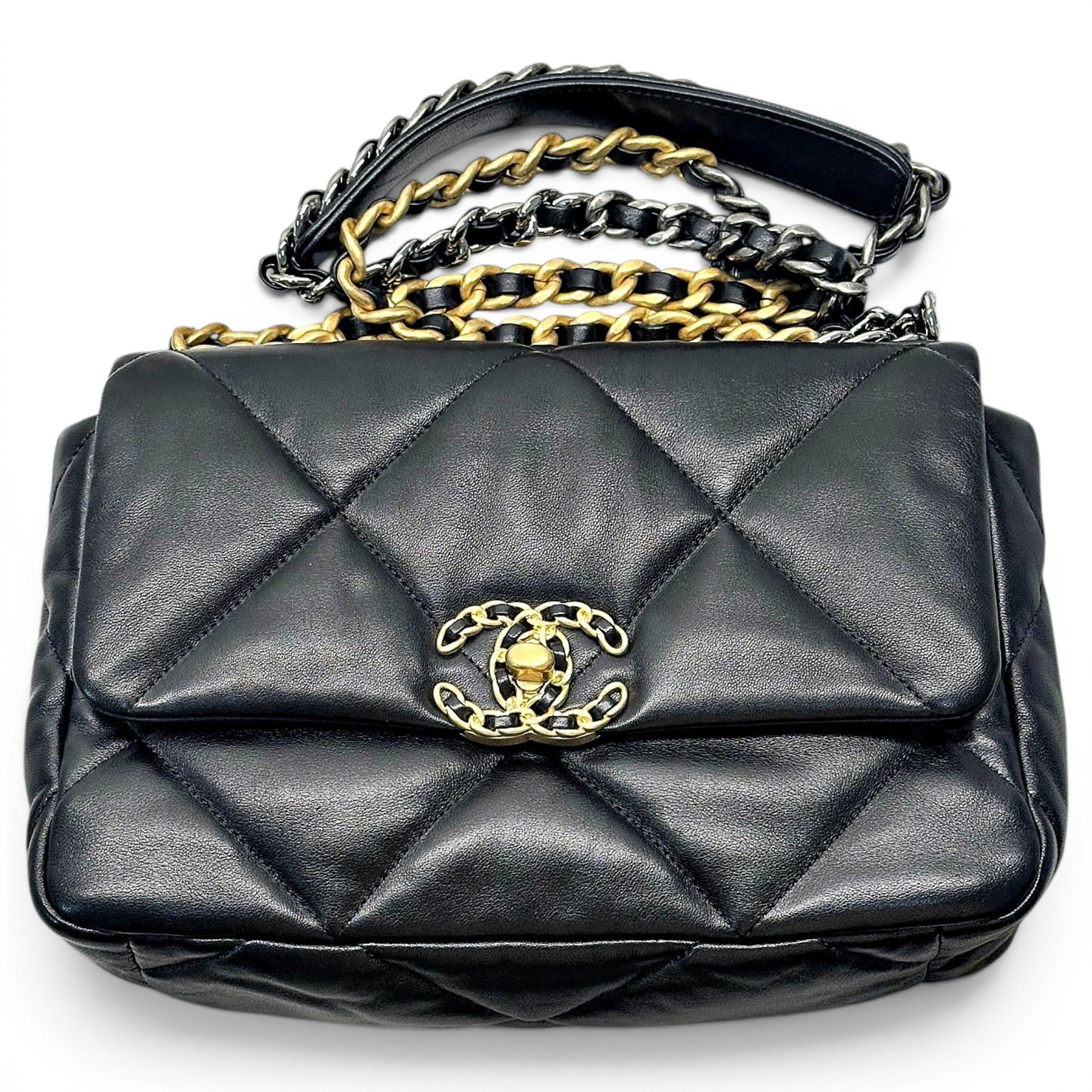 Chanel 19 leather handbag