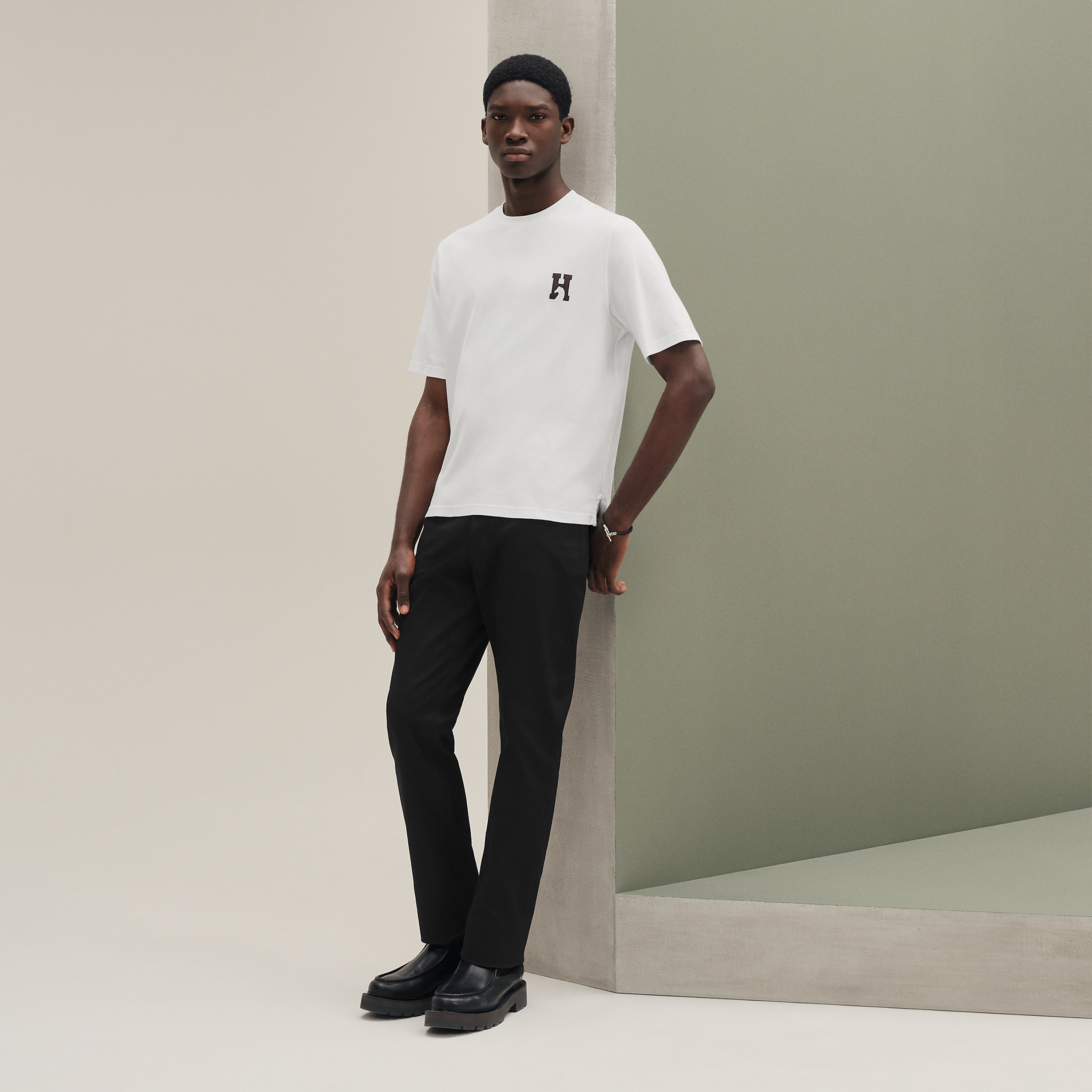 "H'Cheval" t-shirt with leather detail