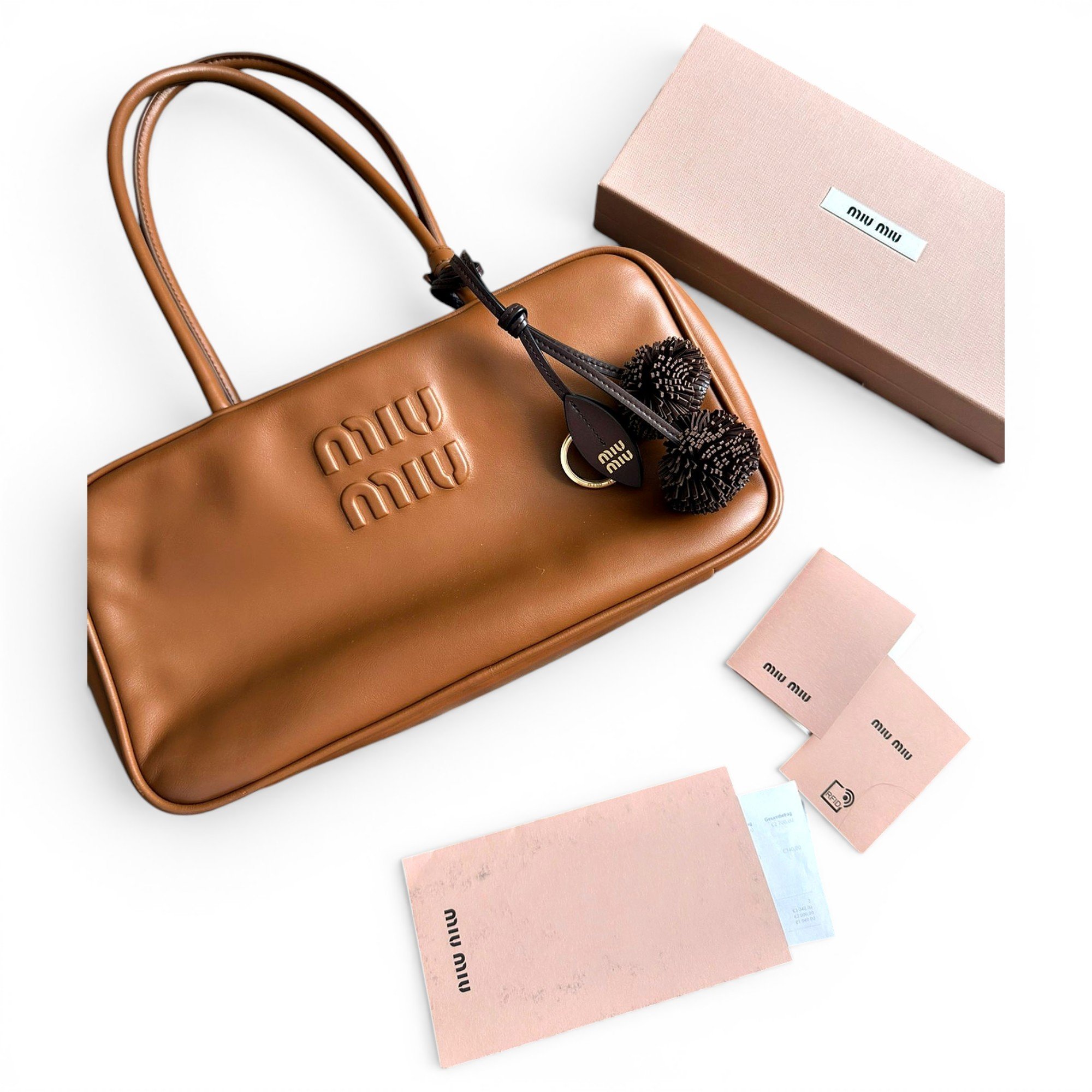 Beau leather handbag