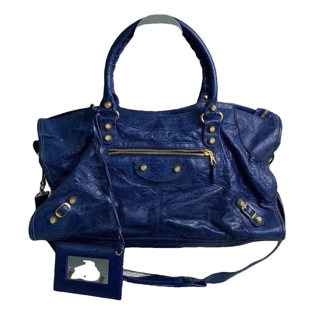 City leather crossbody bag