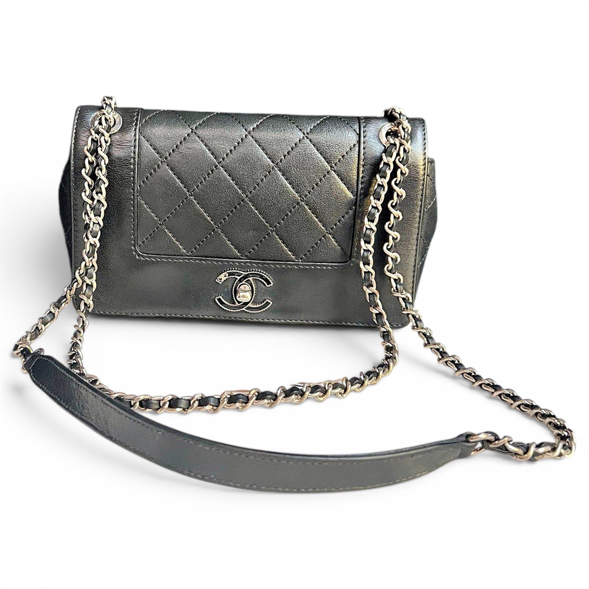 Leather crossbody bag