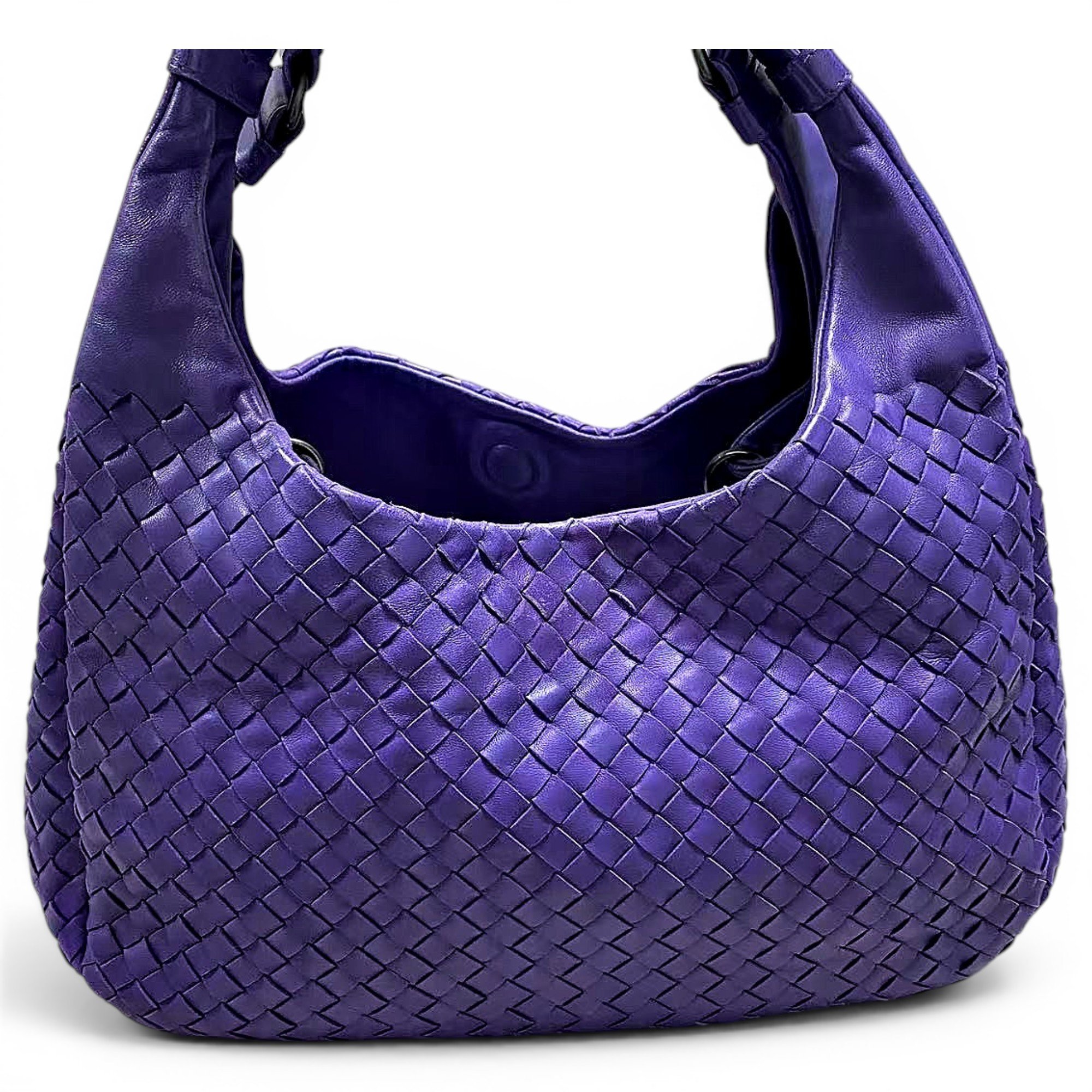 Veneta leather handbag