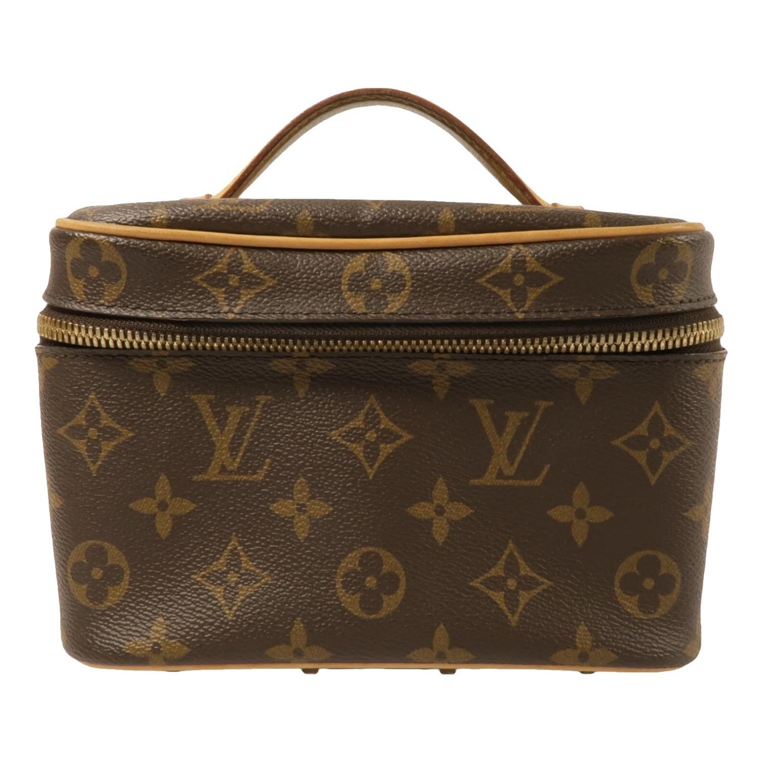 Nice cloth vanity case