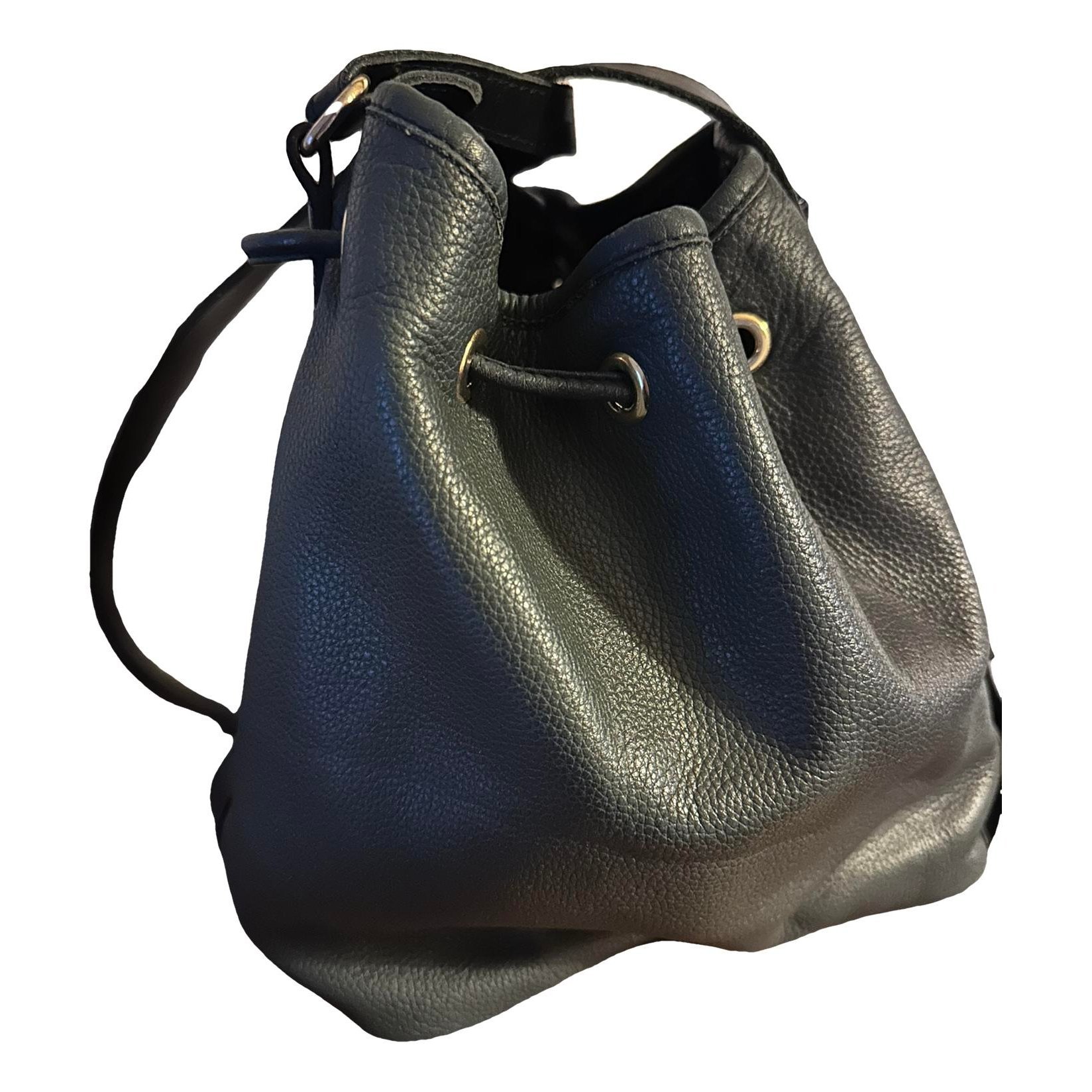 Leather handbag