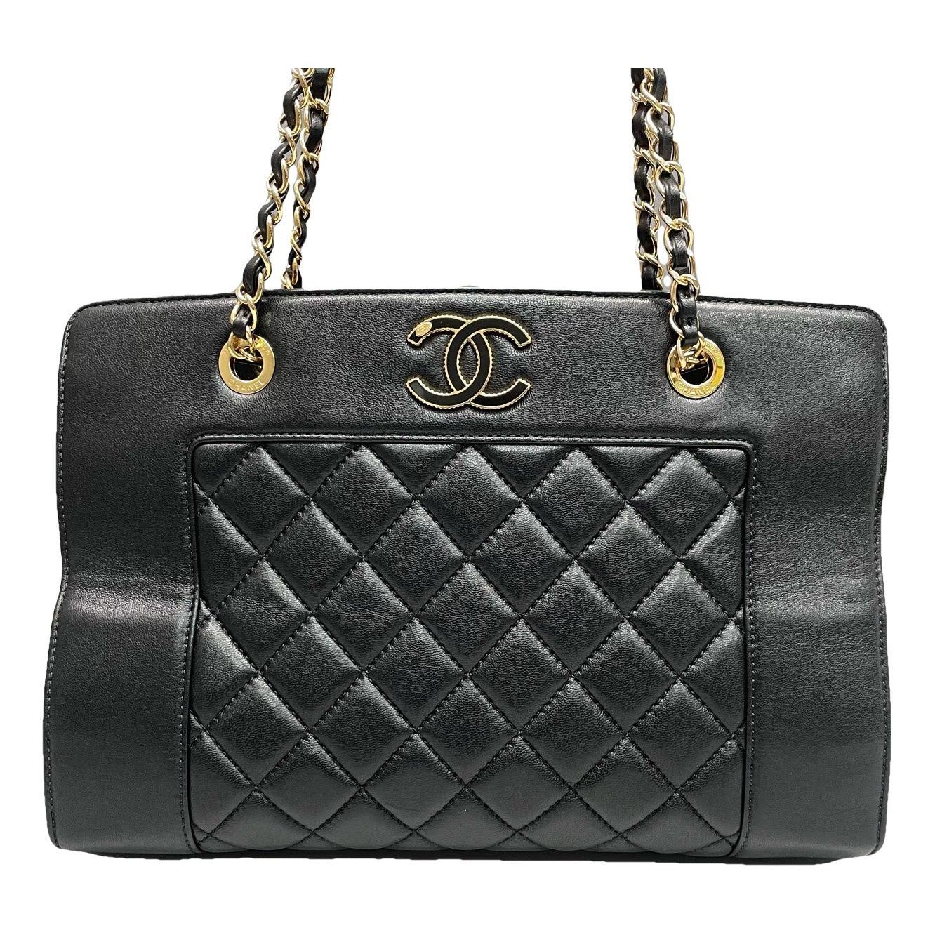 Leather tote