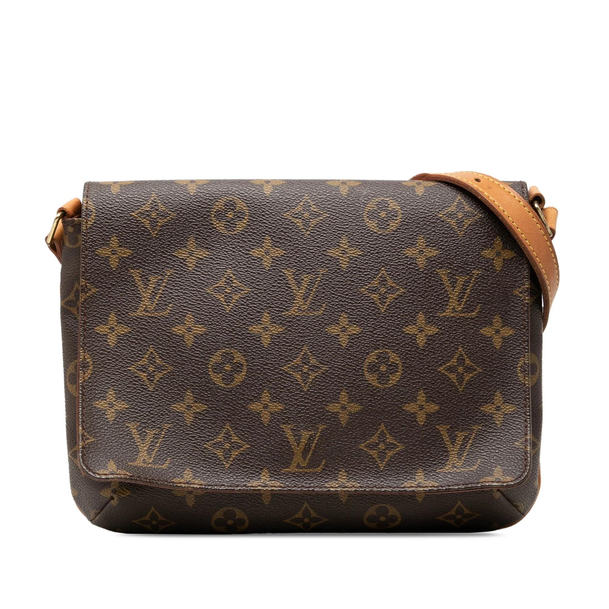 Musette leather handbag