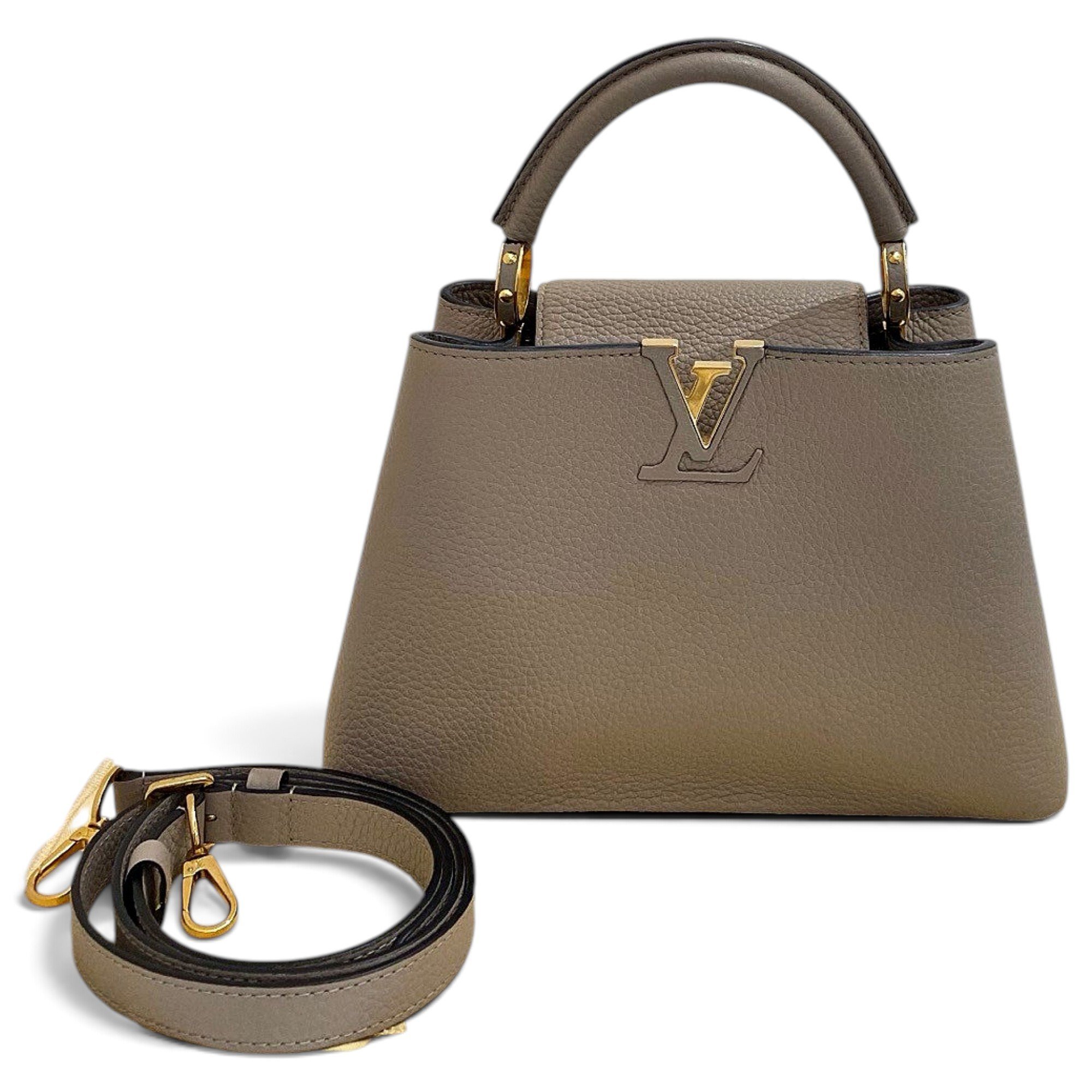 Capucines leather handbag
