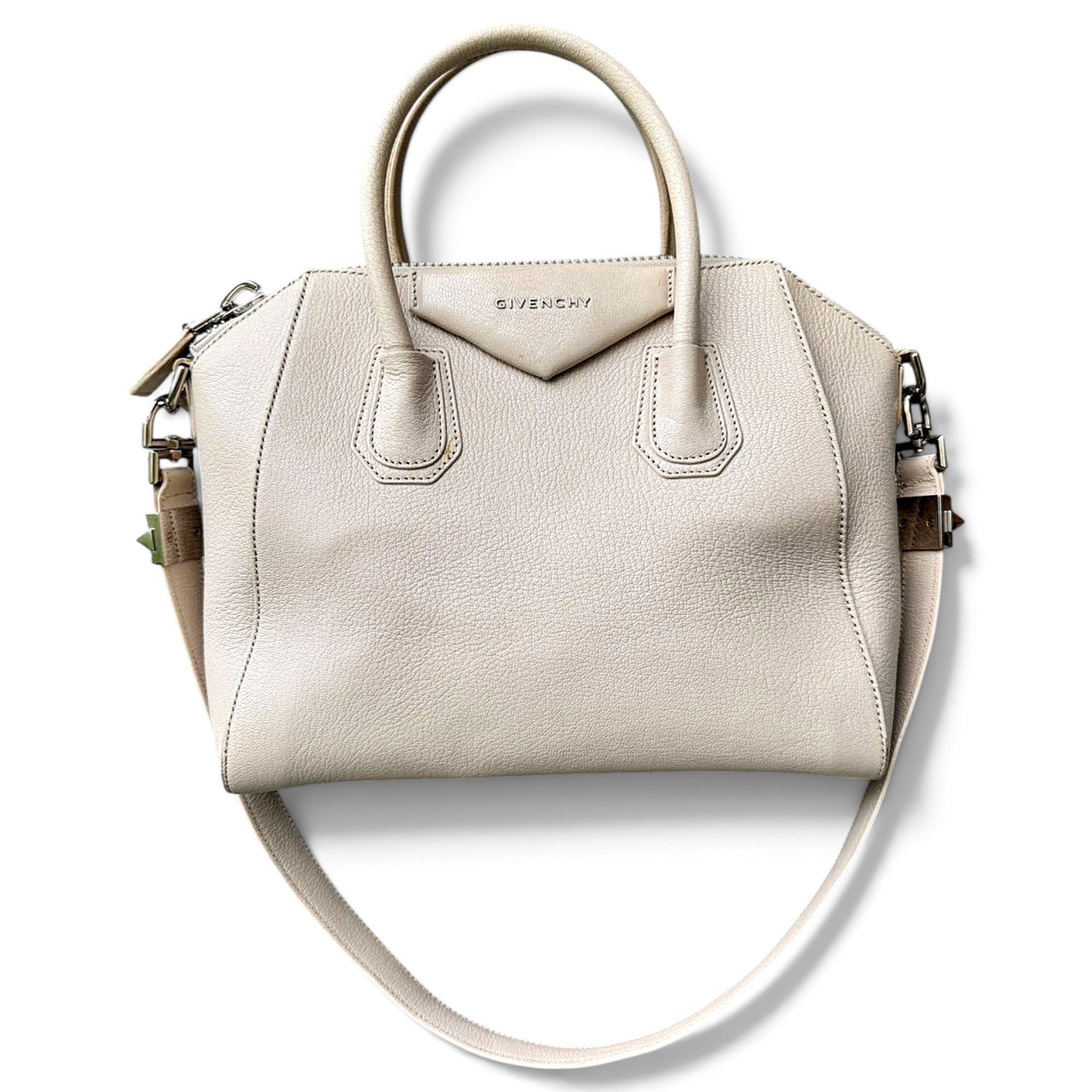 Antigona leather handbag
