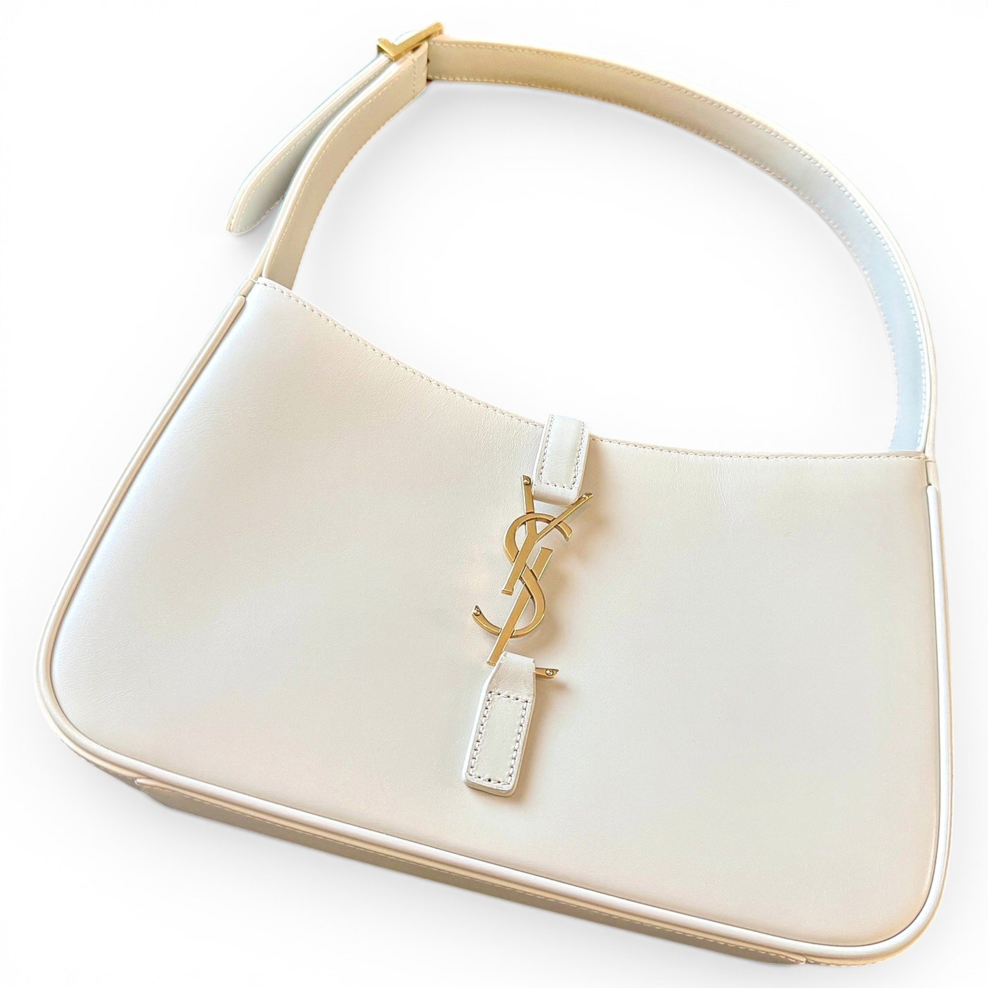 Le 5 à 7 leather handbag