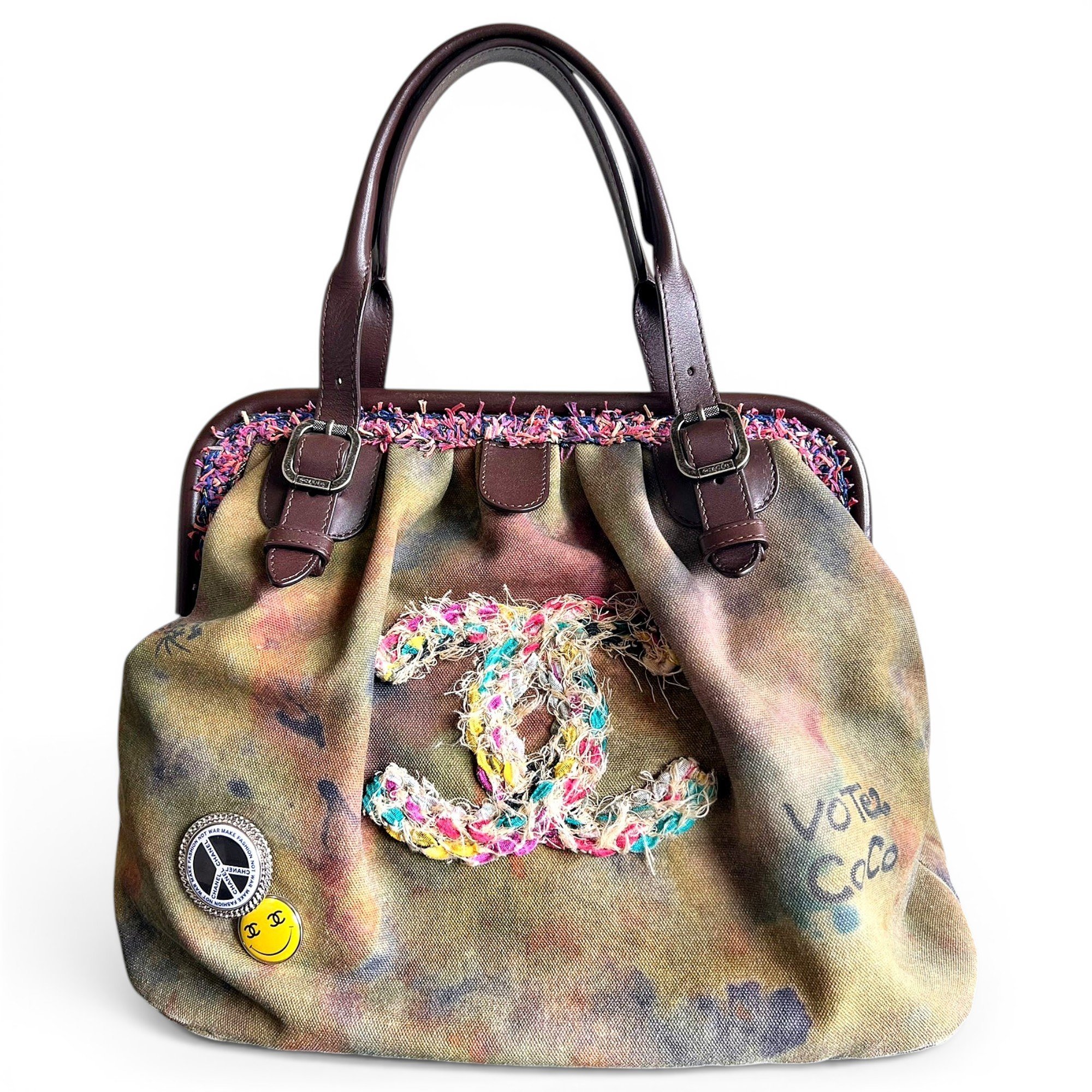 Graffiti cloth handbag