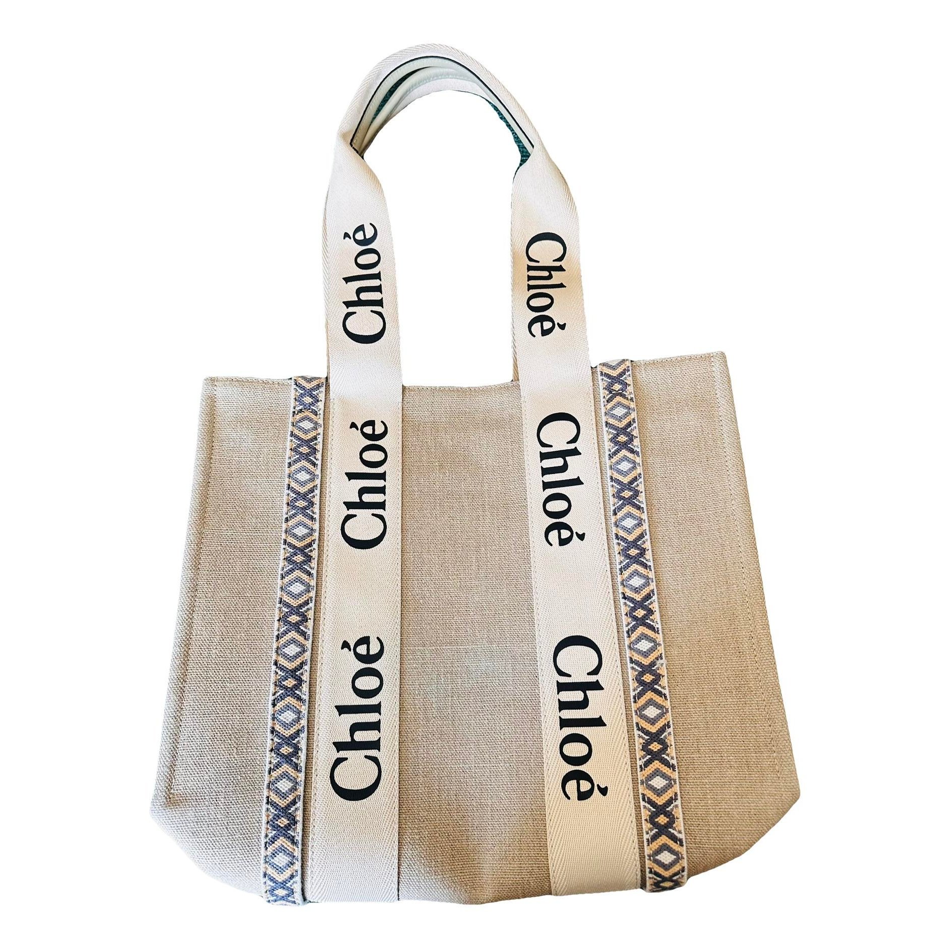 Woody tote