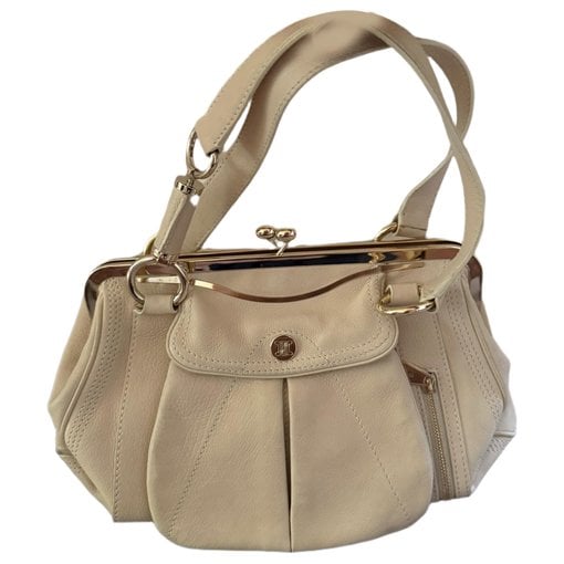 Clasp leather handbag