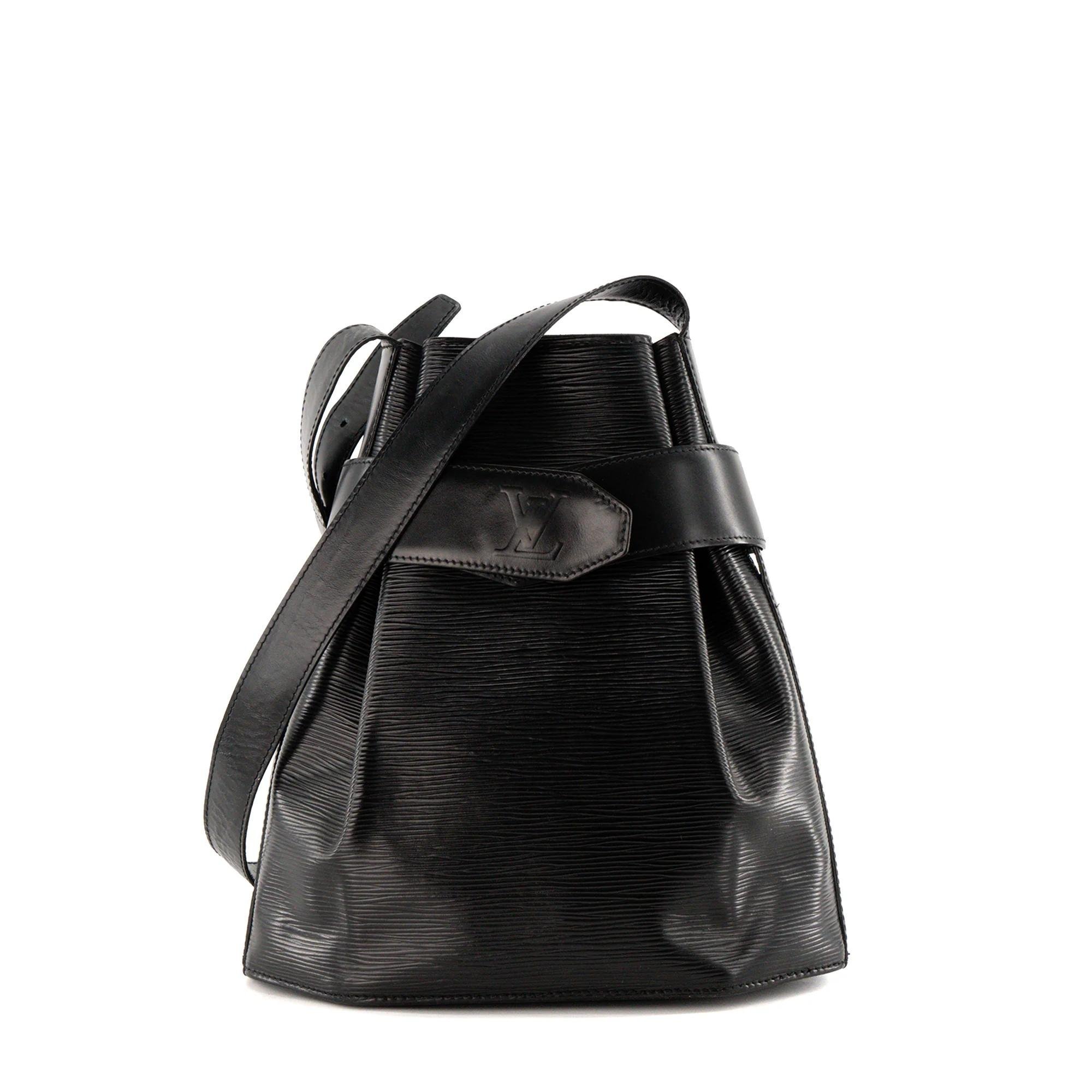 Bucket leather handbag