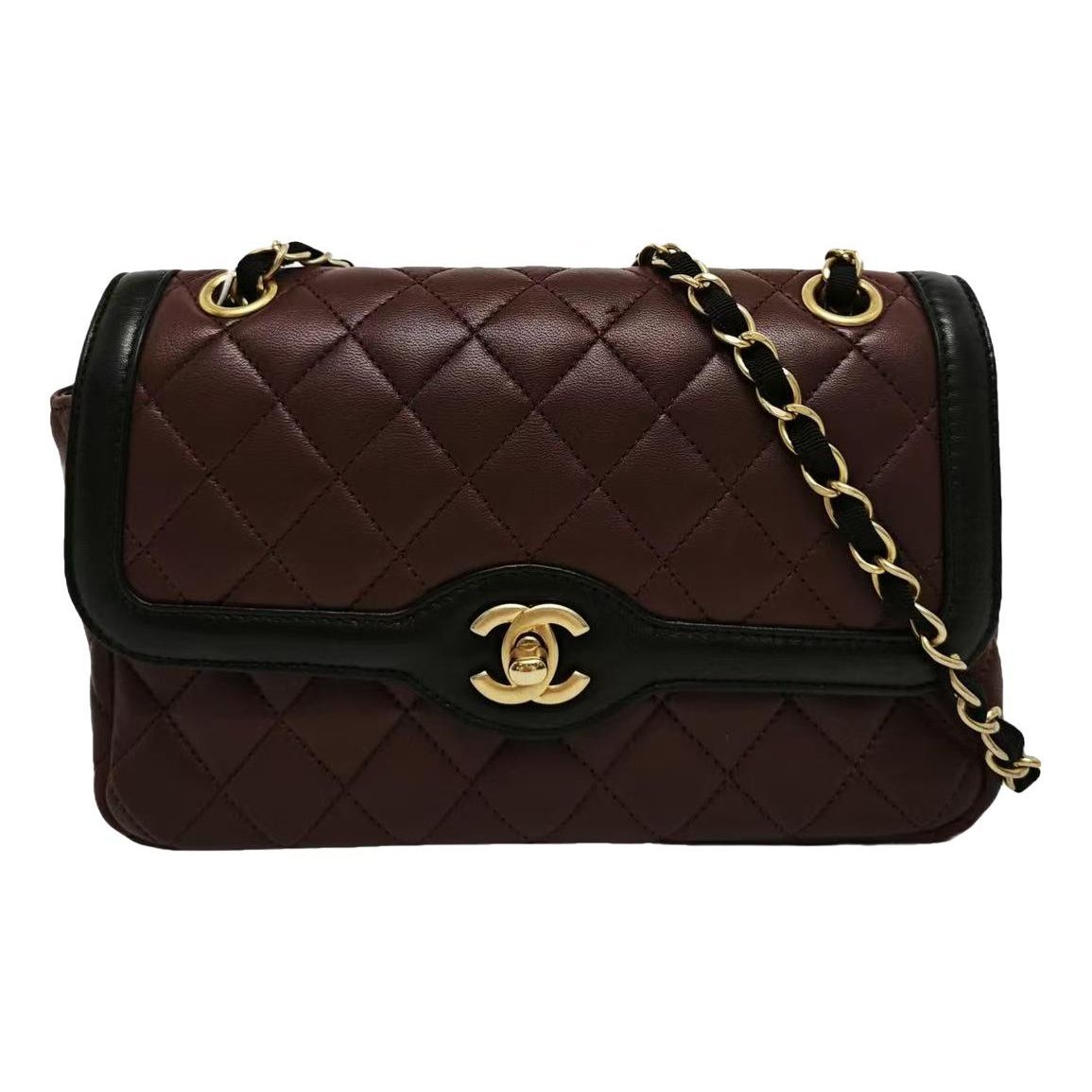 Timeless/Classique leather crossbody bag