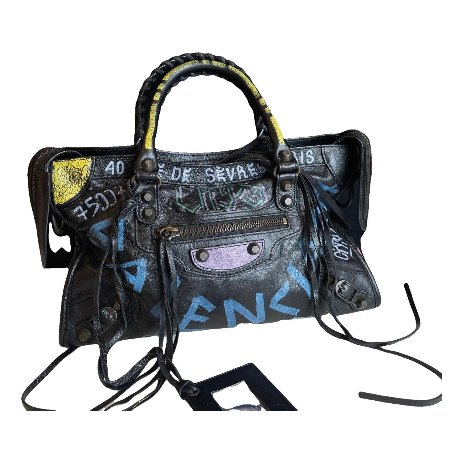 City leather handbag