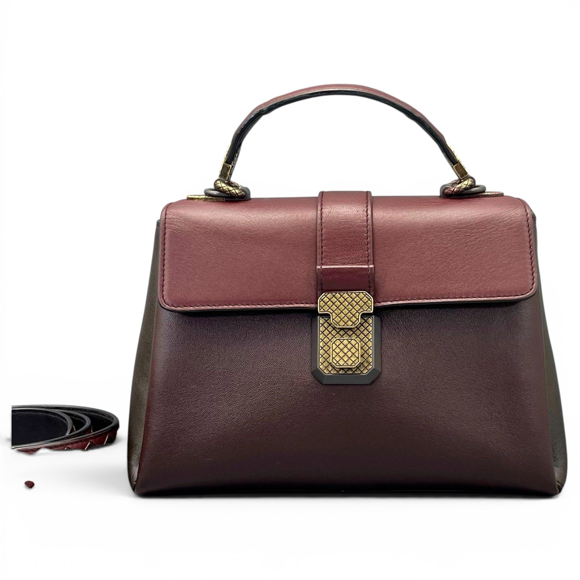 Leather handbag