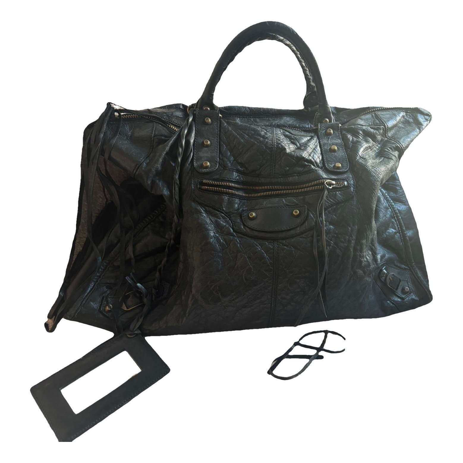 City leather handbag