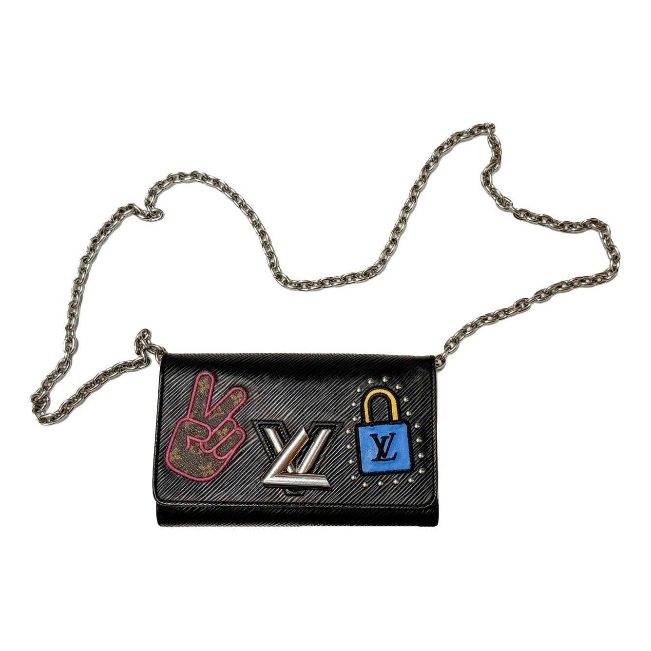 Twist Long Chain Wallet leather crossbody bag