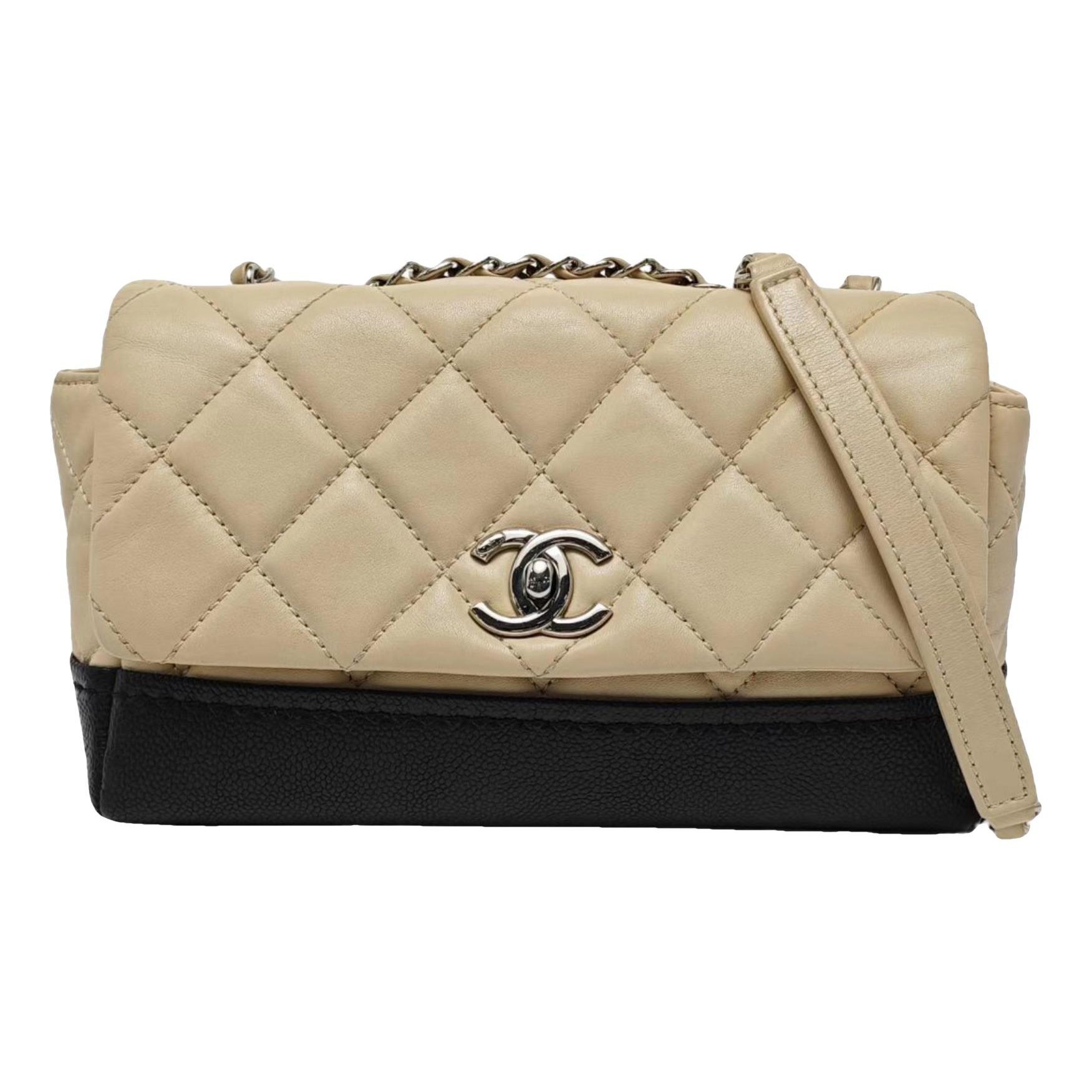 Timeless/Classique leather crossbody bag
