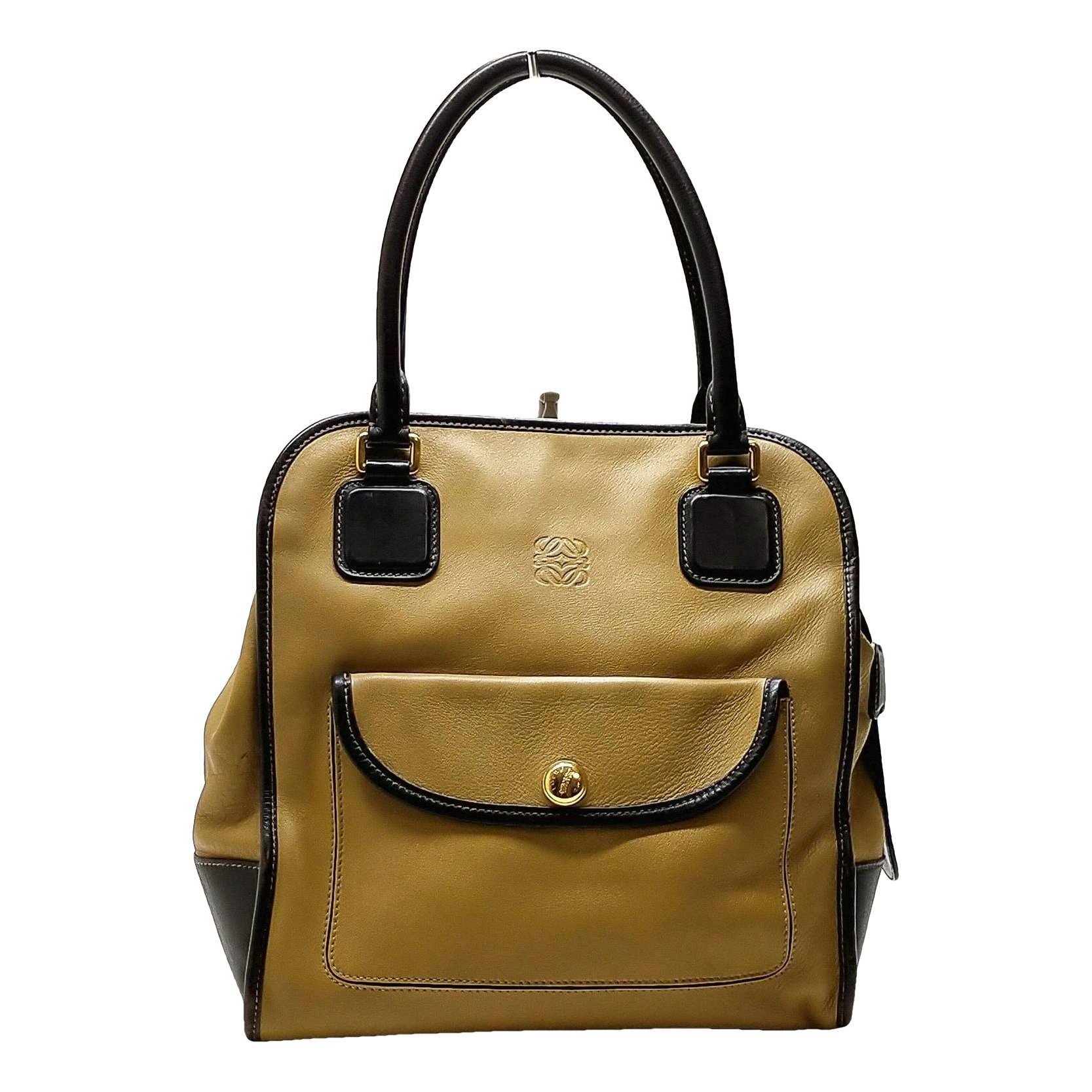 Leather handbag