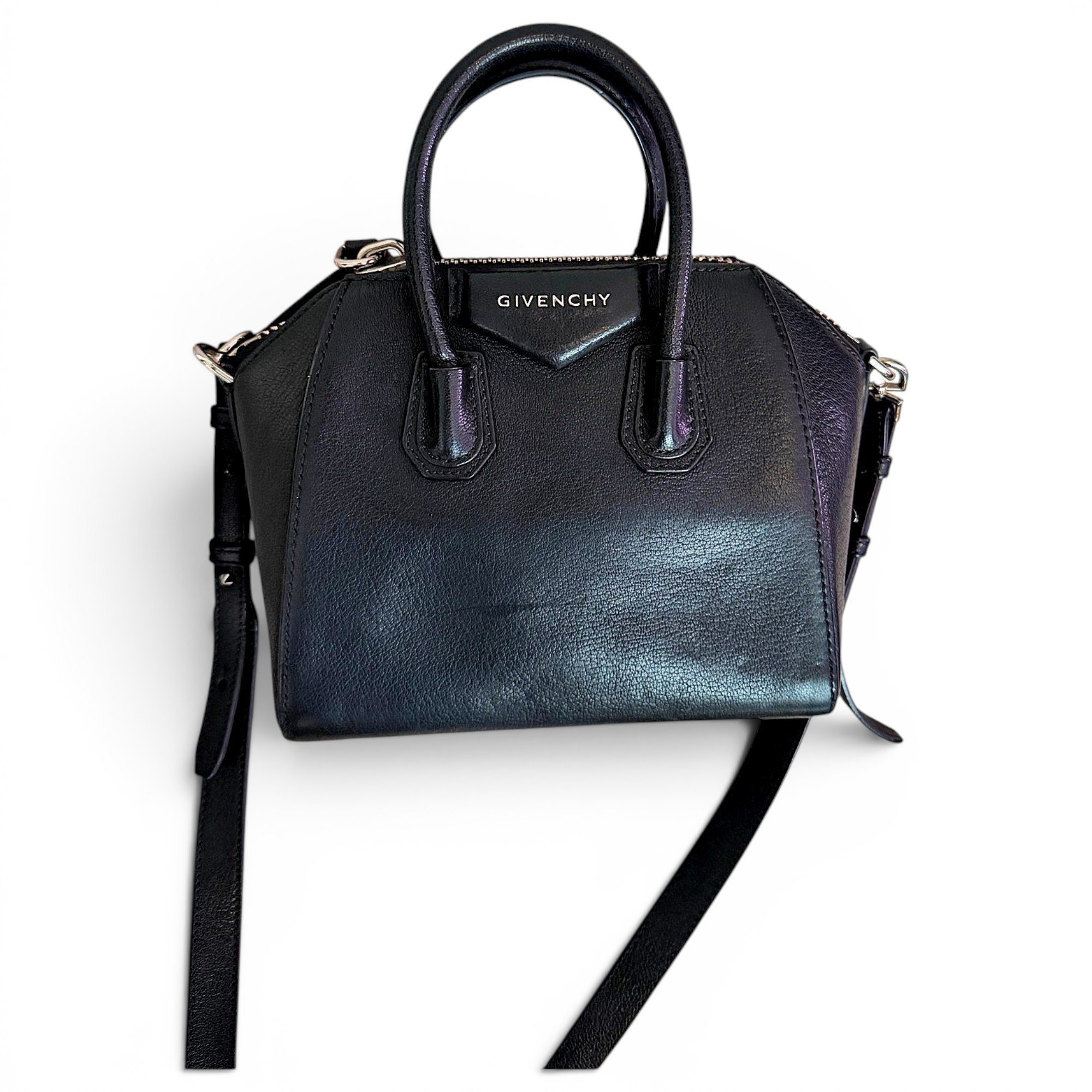 Antigona leather handbag