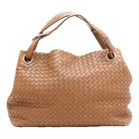 Leather tote