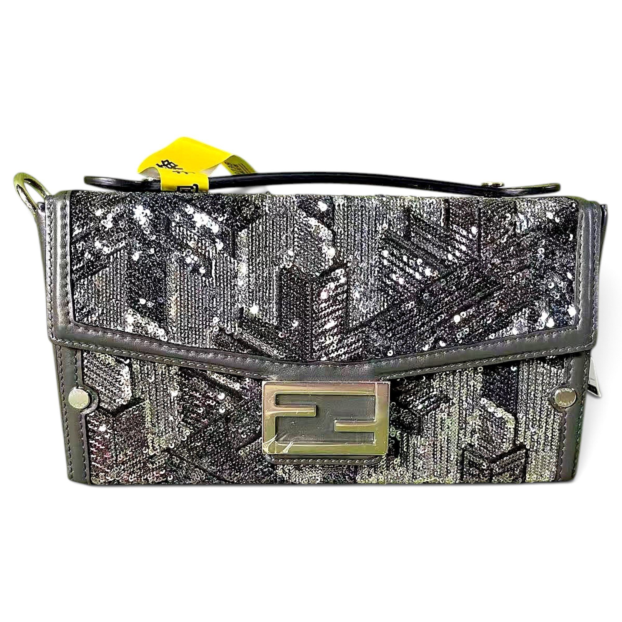 Fendi Kan I leather handbag