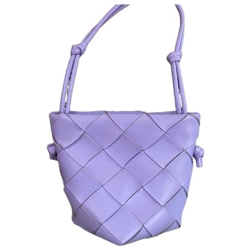Cassette Bucket leather handbag