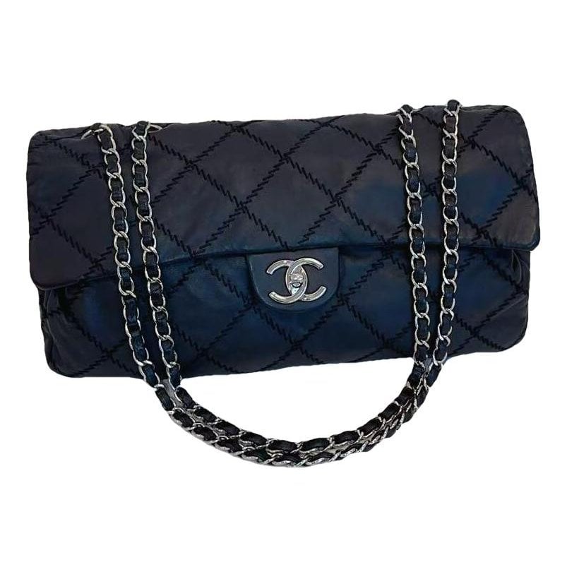 Timeless/Classique leather crossbody bag