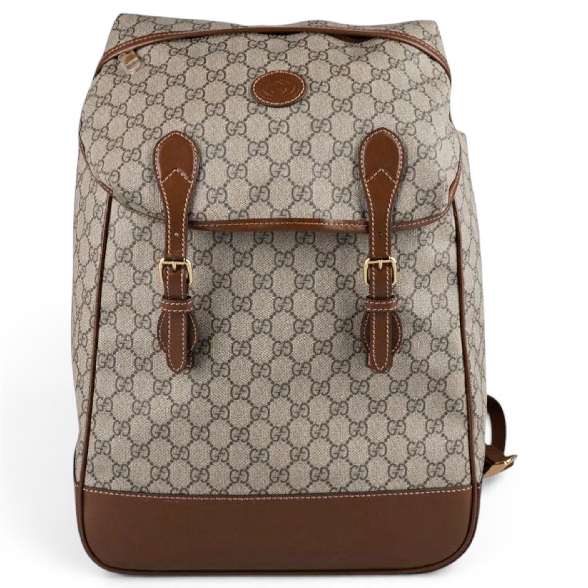 Interlocking cloth backpack
