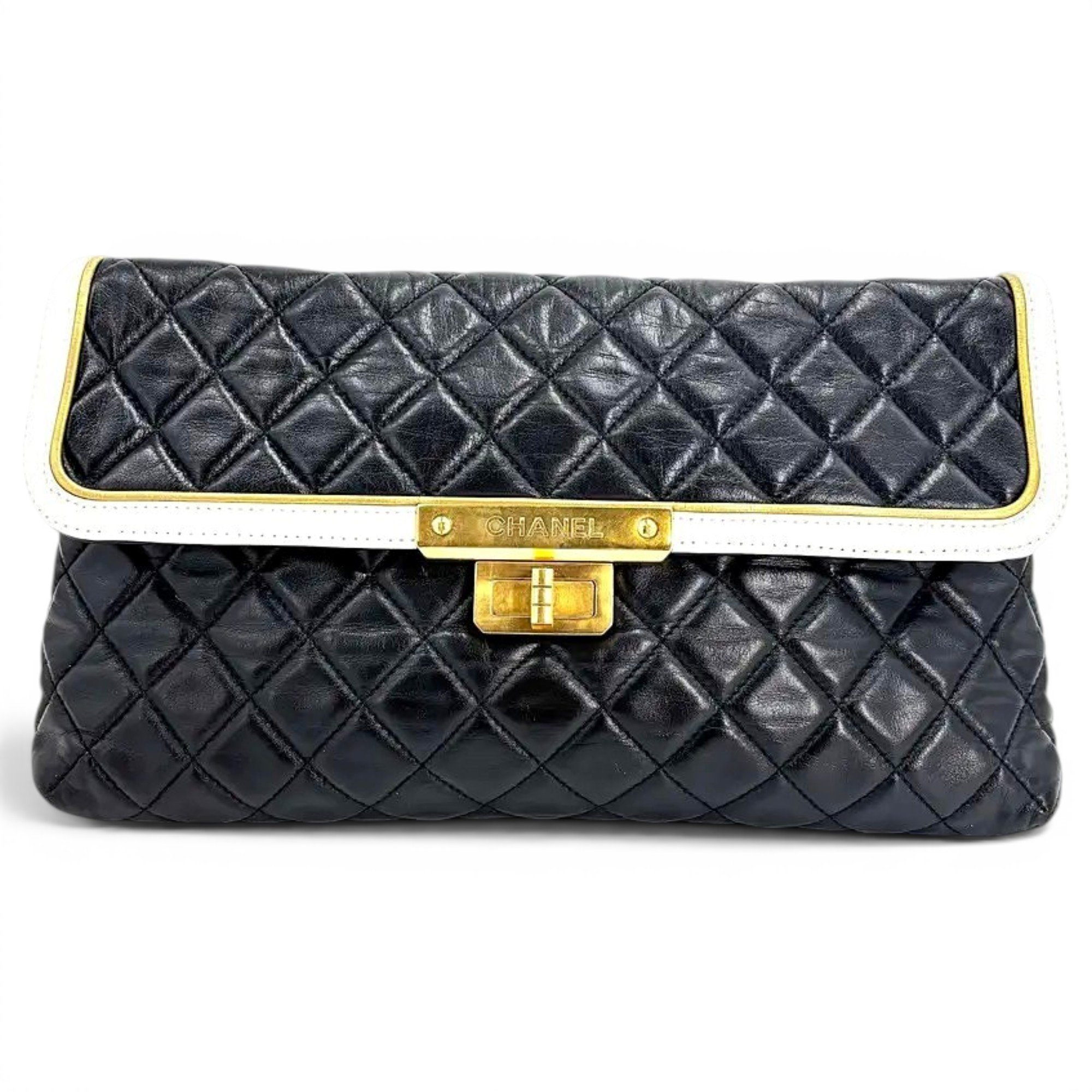 Wallet On Chain 2.55 leather crossbody bag