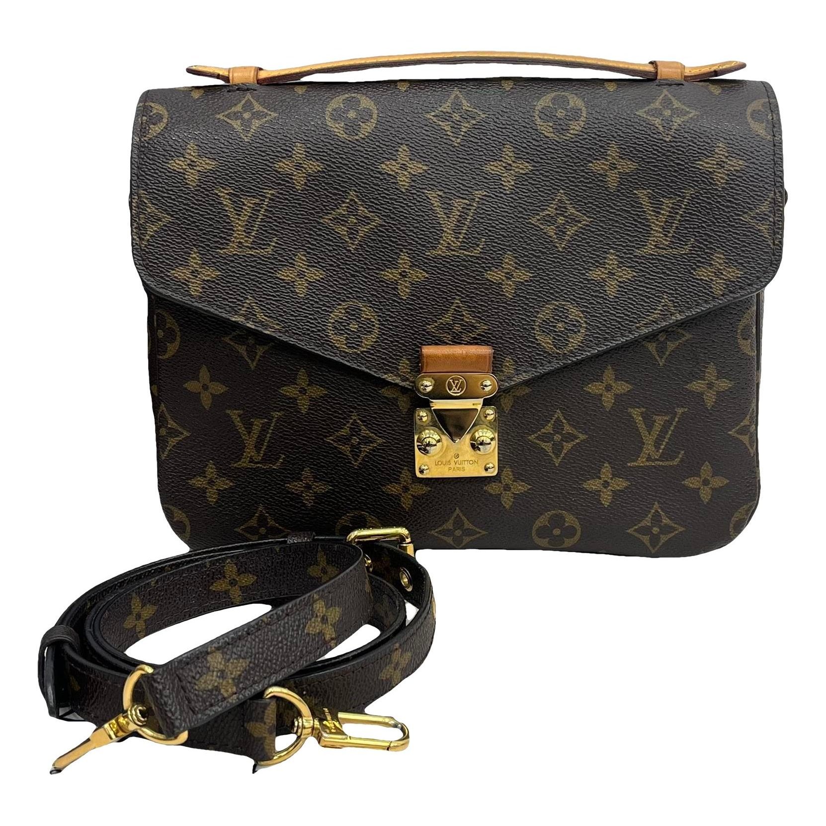 Metis leather handbag