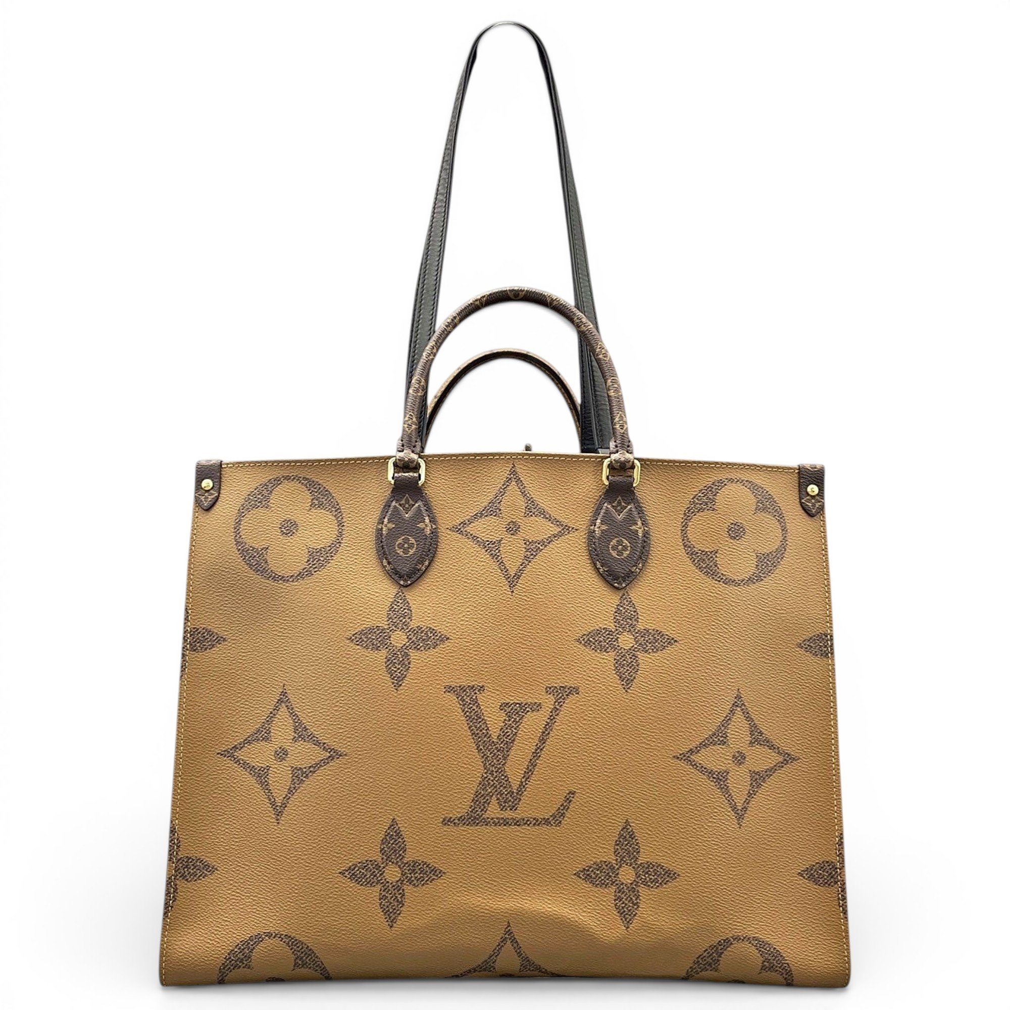 Onthego leather handbag