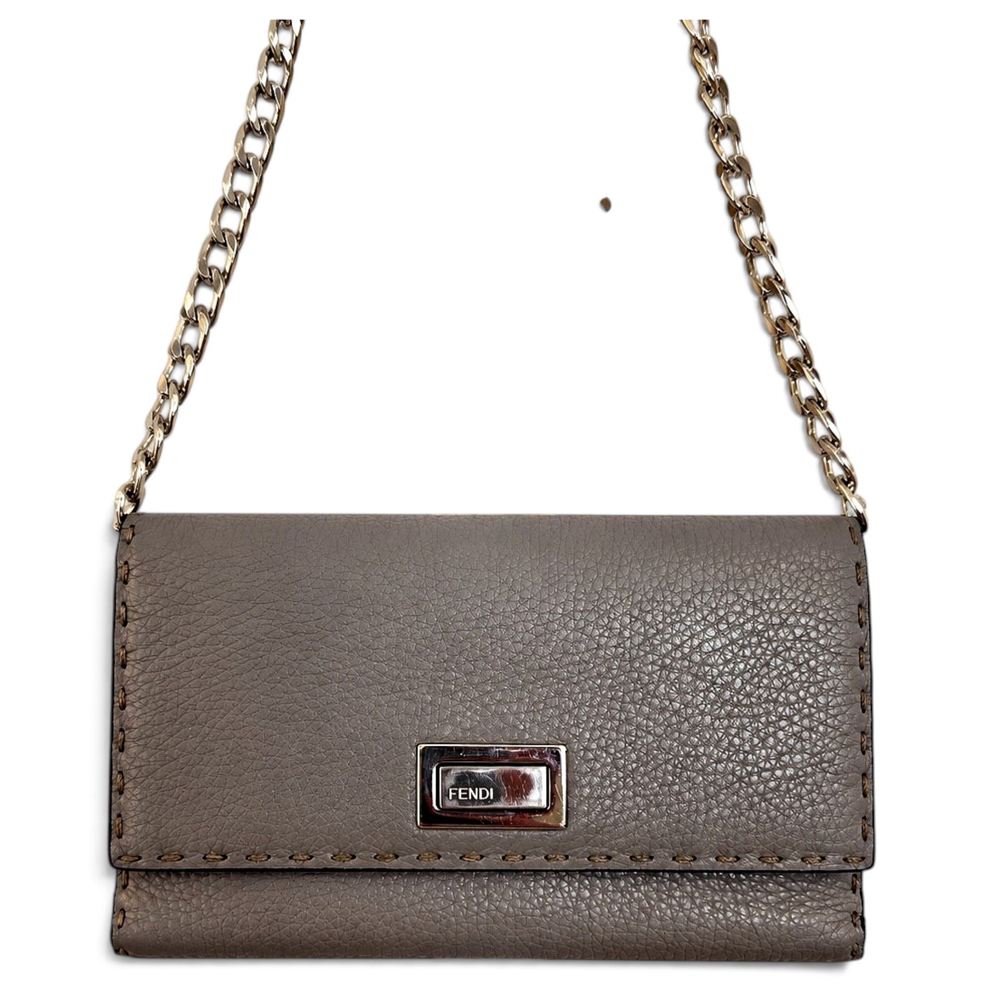 Wallet On Chain leather crossbody bag