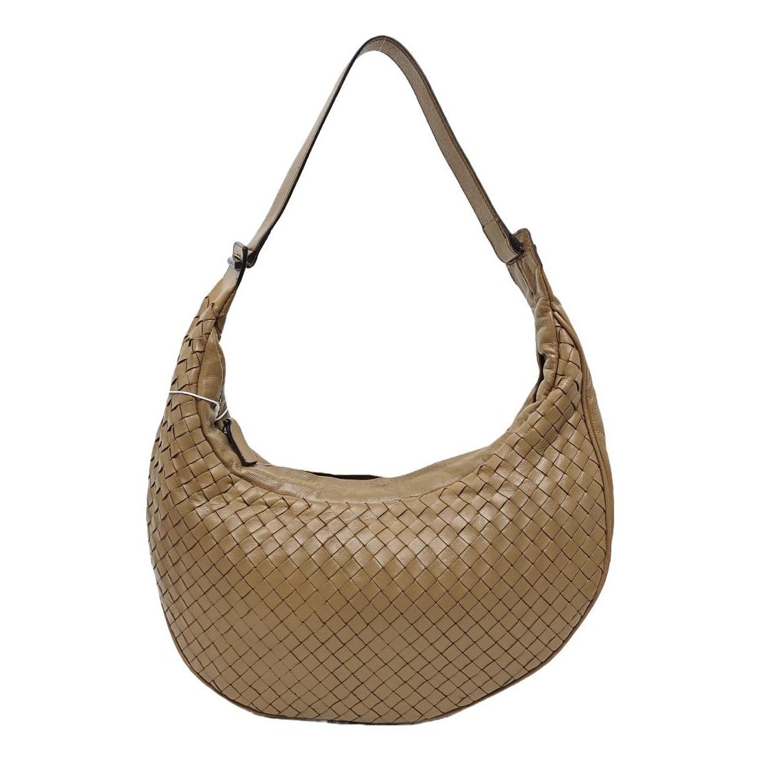 Veneta leather handbag