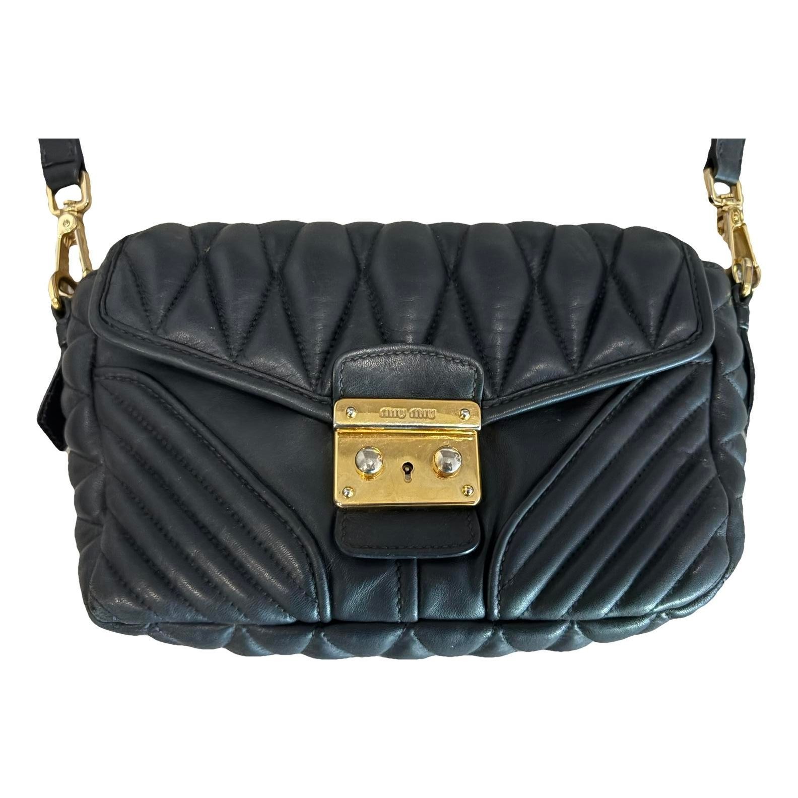 Matelassé leather crossbody bag