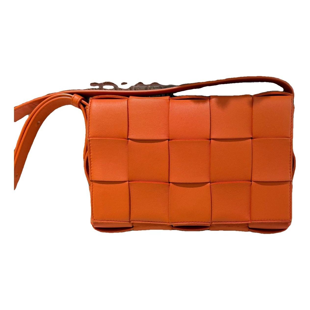 Cassette leather crossbody bag