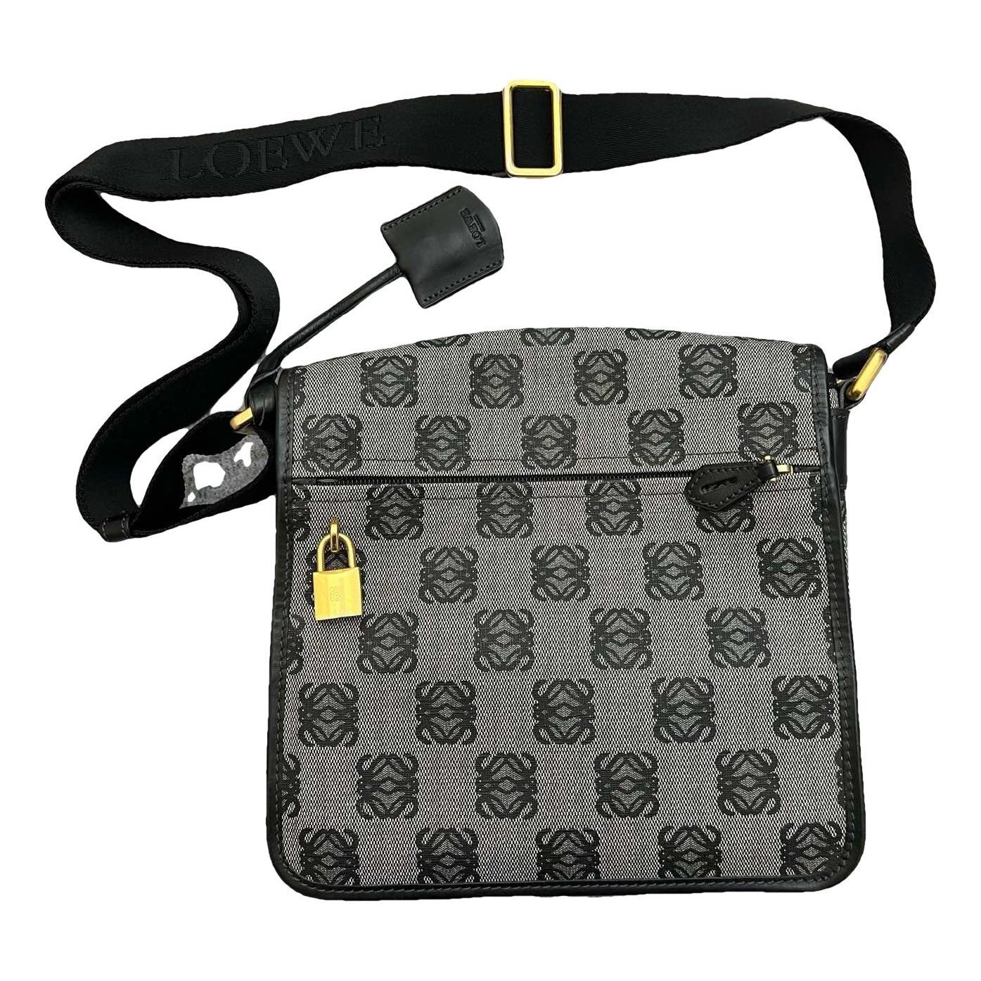 Cloth handbag