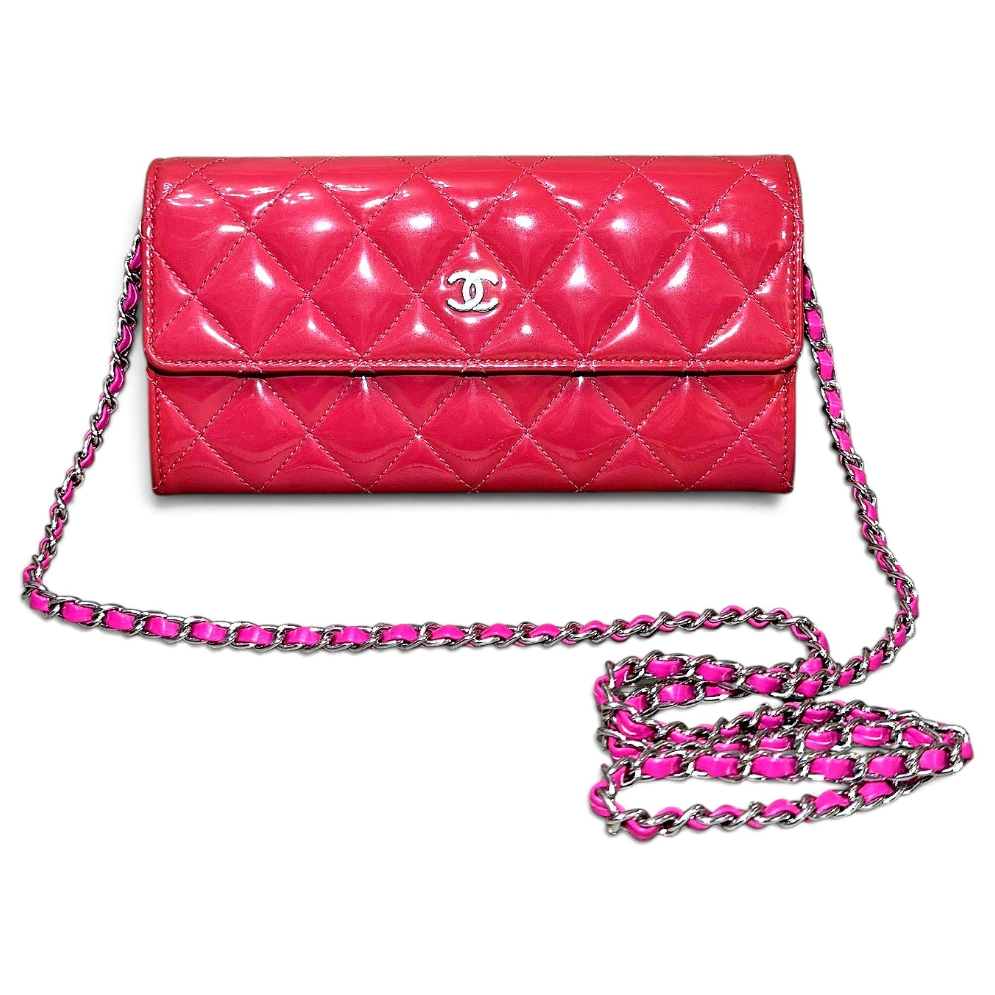 Wallet On Chain Timeless/Classique patent leather crossbody bag
