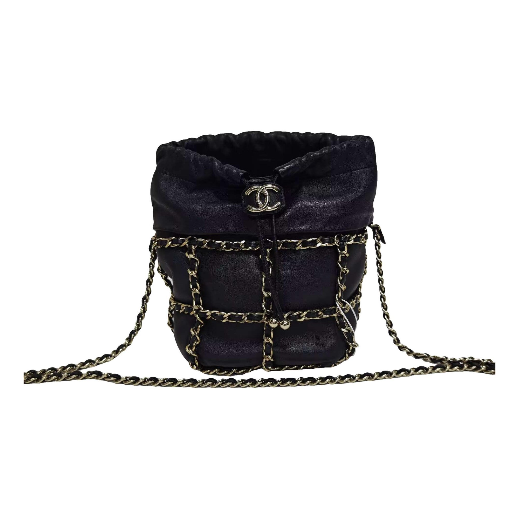Leather crossbody bag